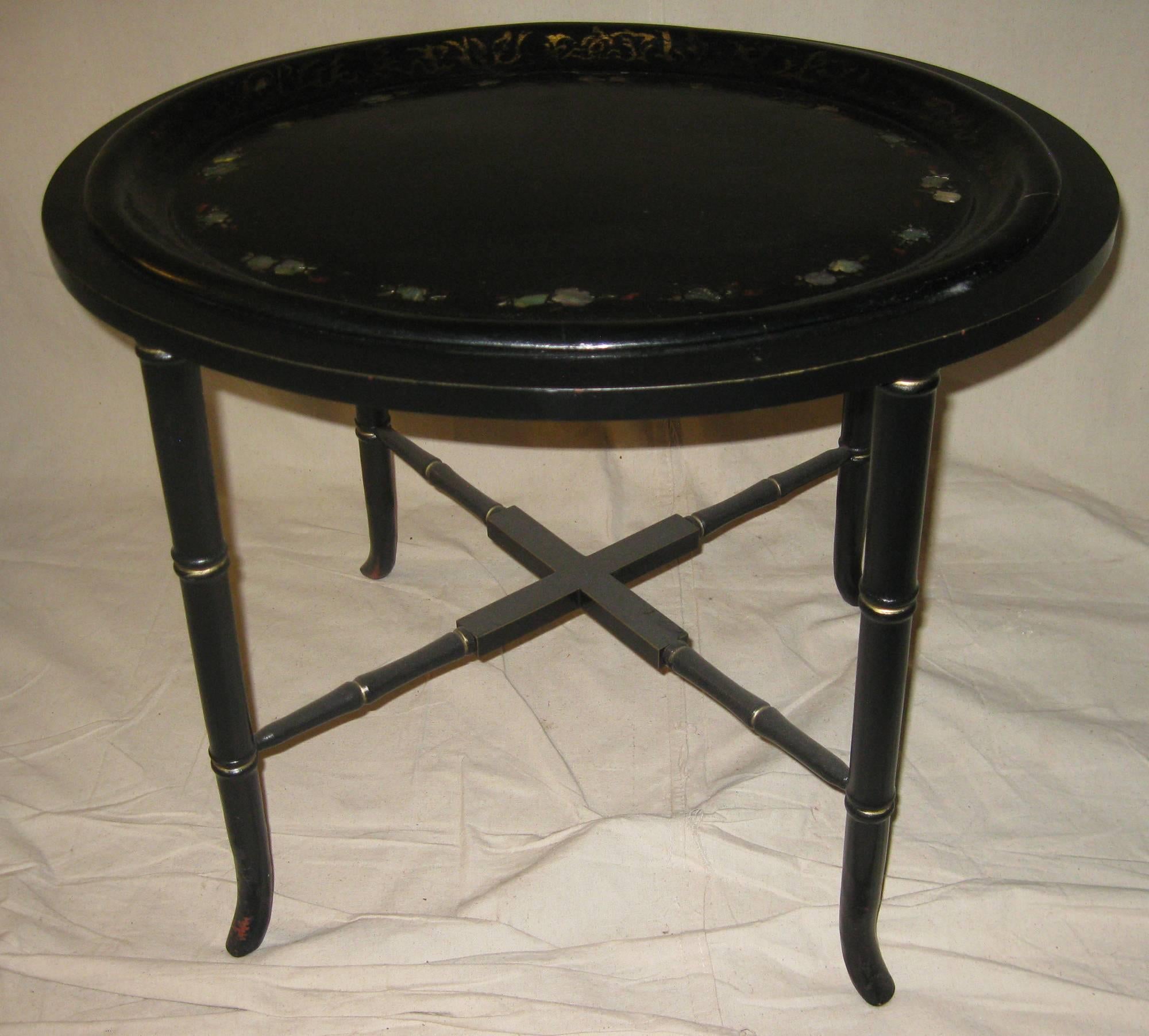 Ebonized 19th century English Black Lacquer and Gilt  Papier-Mache Tray on Stand For Sale