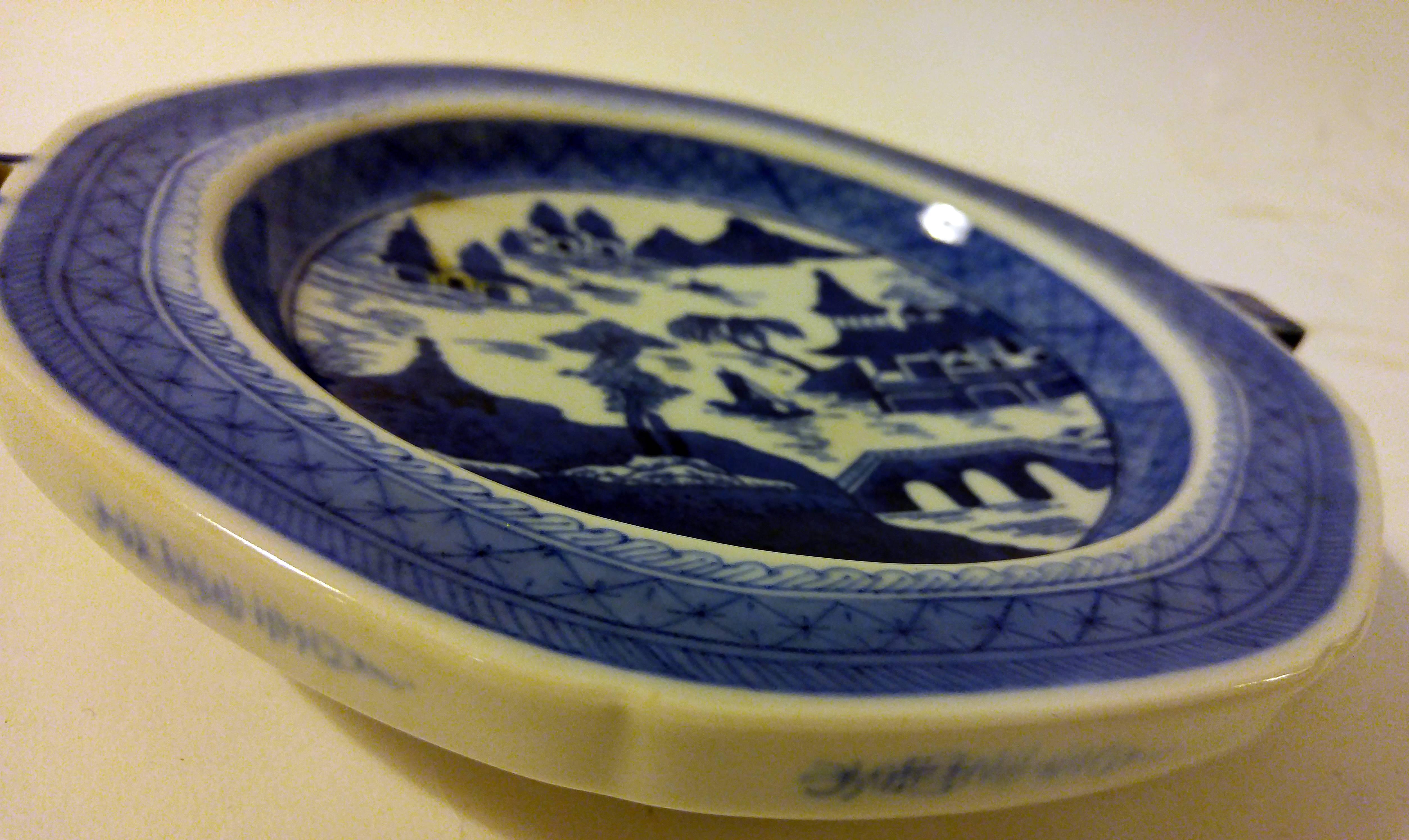 19th century Chinese Export Nanking Warming Plate For Sale 1