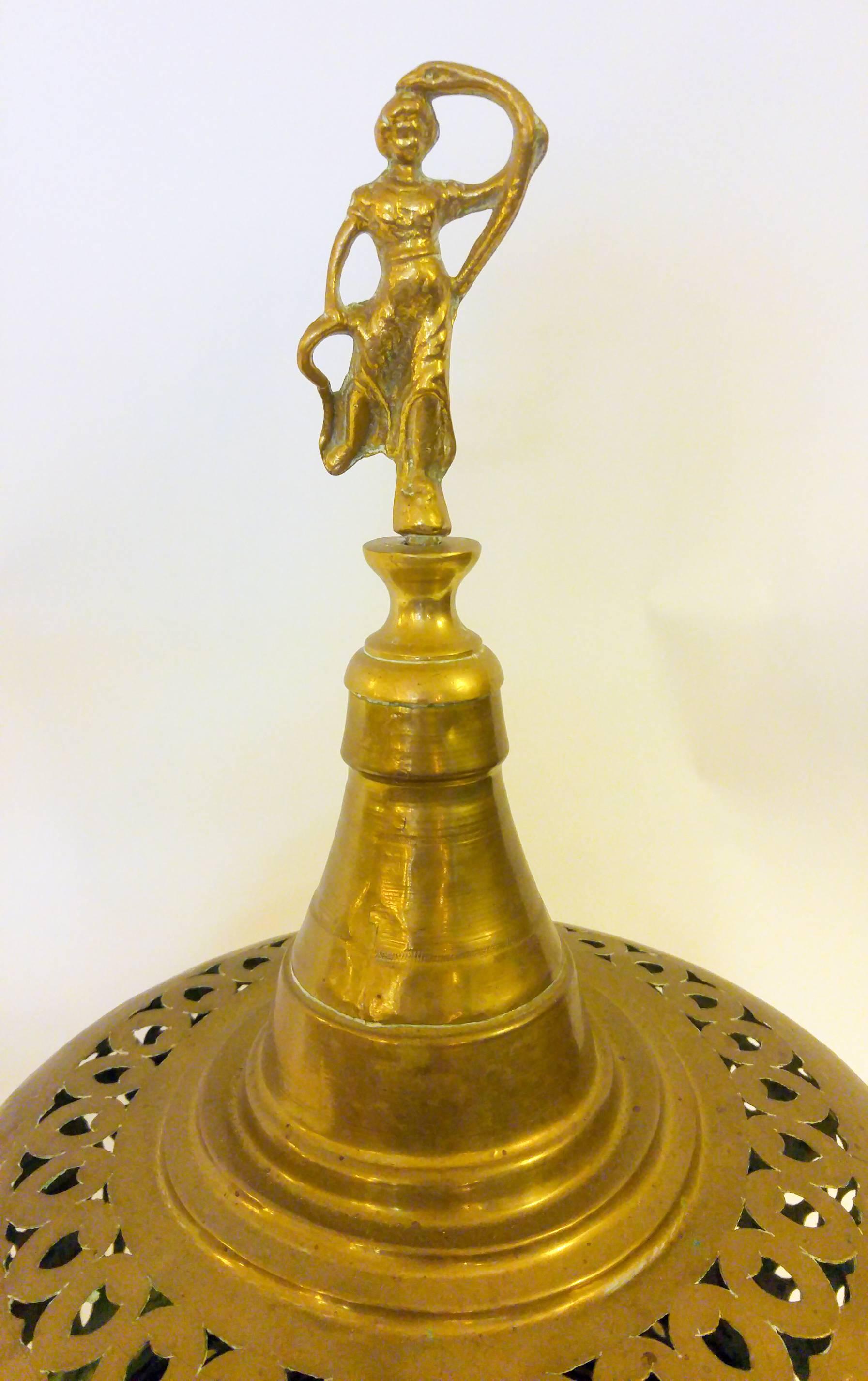 19th century Turkish Brass Brazier In Good Condition In Savannah, GA
