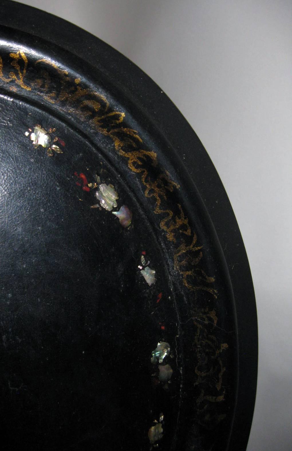 19th century English Black Lacquer and Gilt  Papier-Mache Tray on Stand For Sale 3