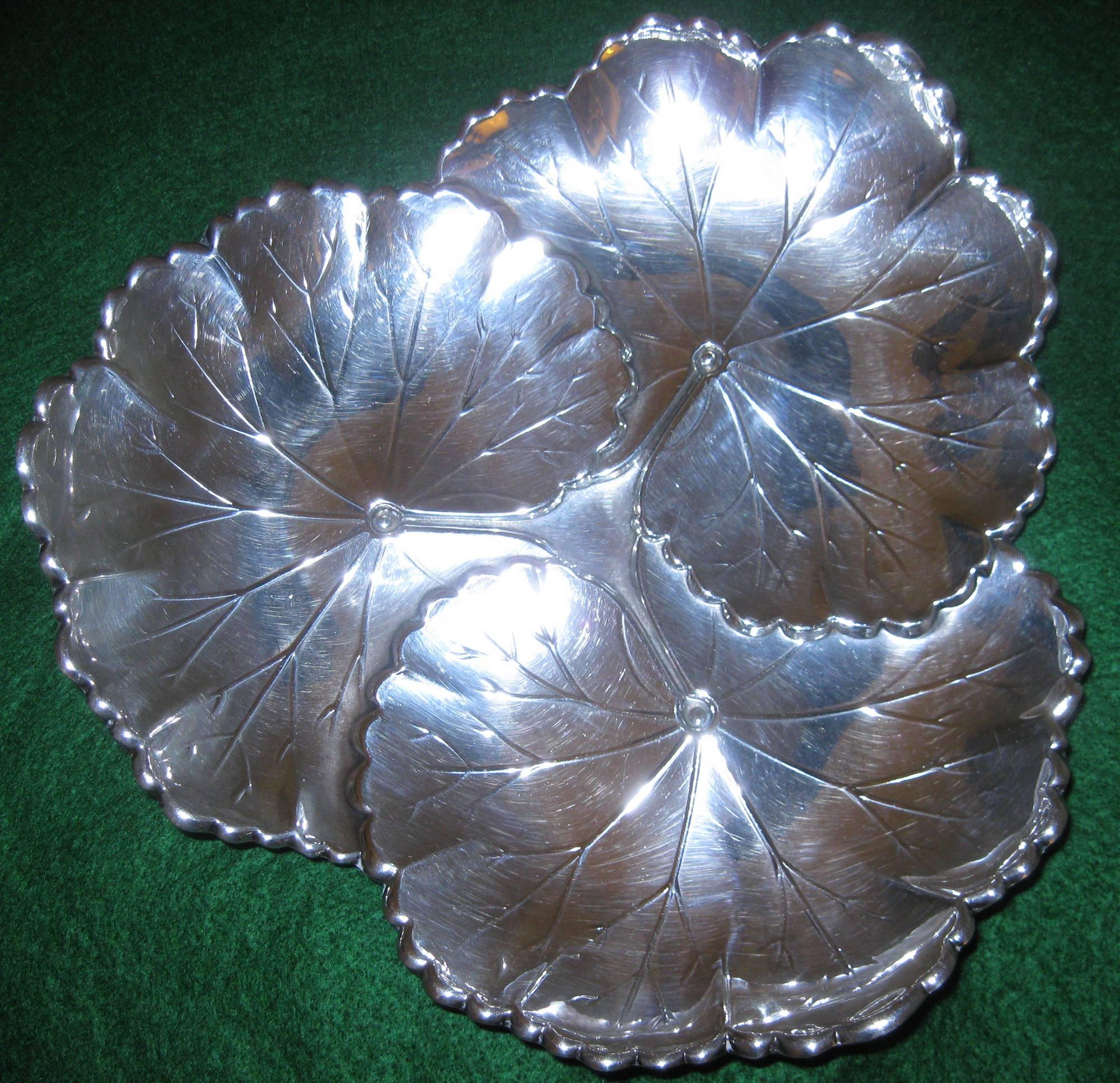 Sterling Silver Lily Pad Tray In Excellent Condition In Savannah, GA