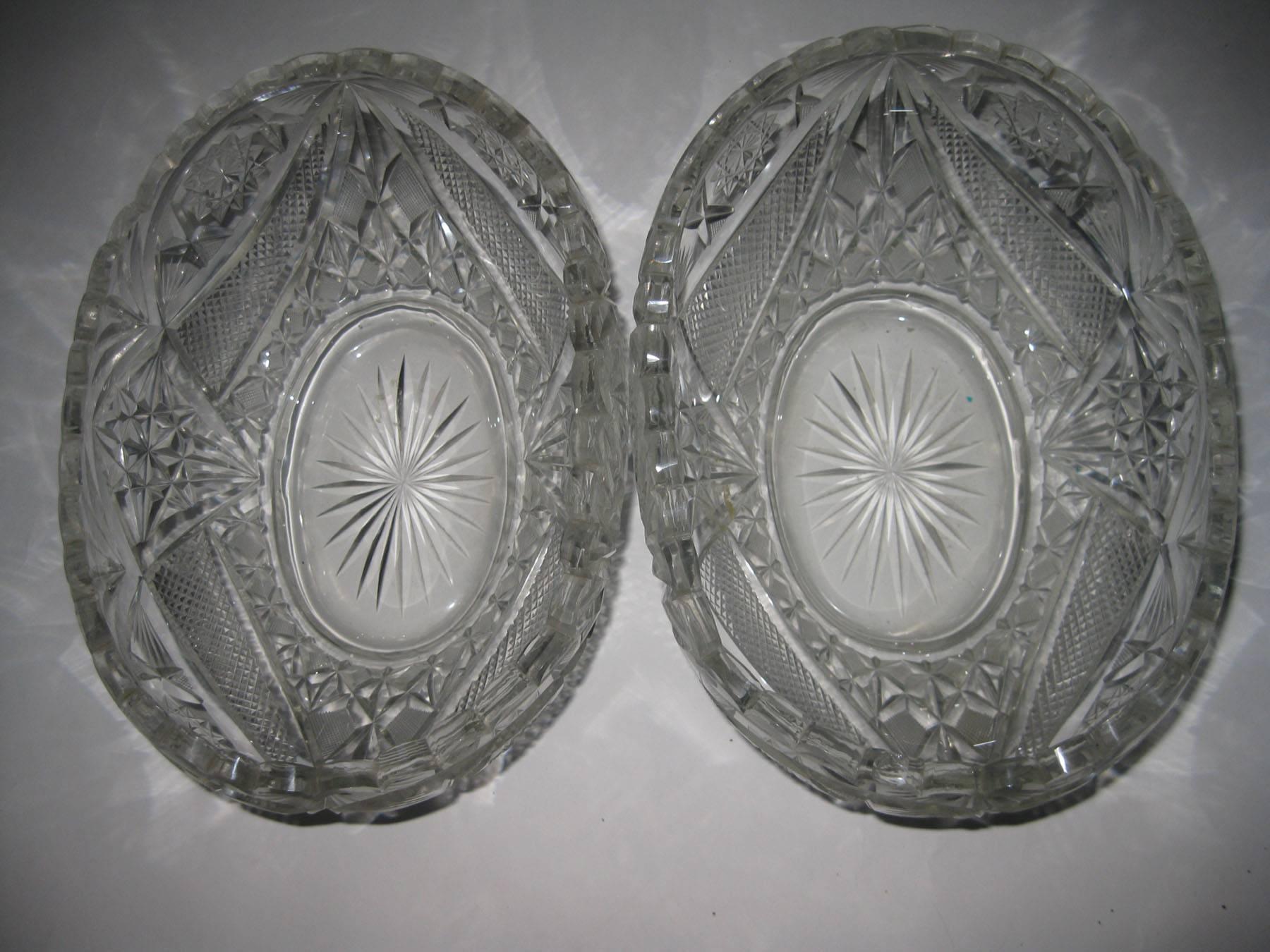 Georgian 19th century Irish Cut Crystal Fruit Bowl Pair