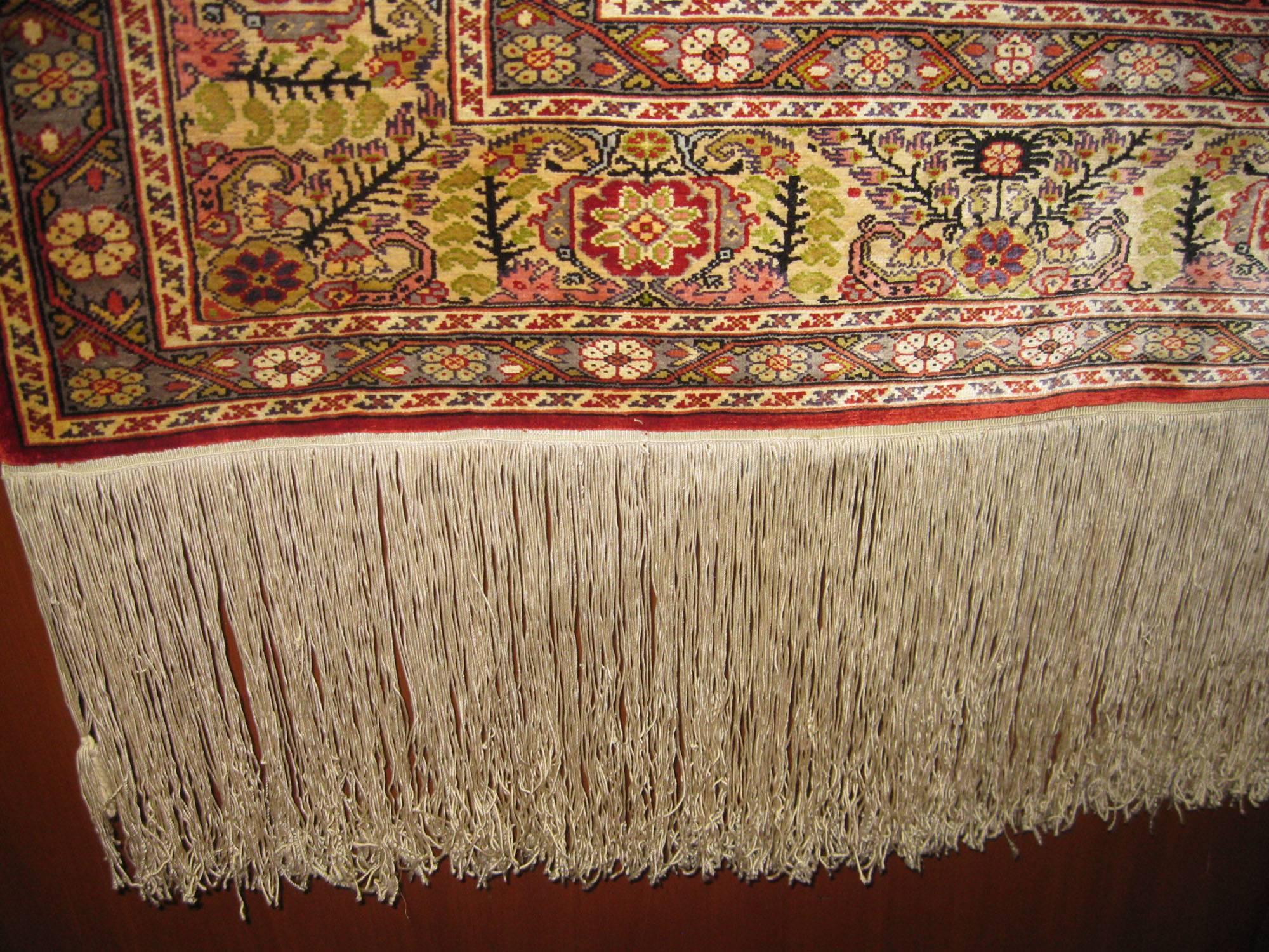 20th century Turkish Silk Ghiordes Prayer Rug 1