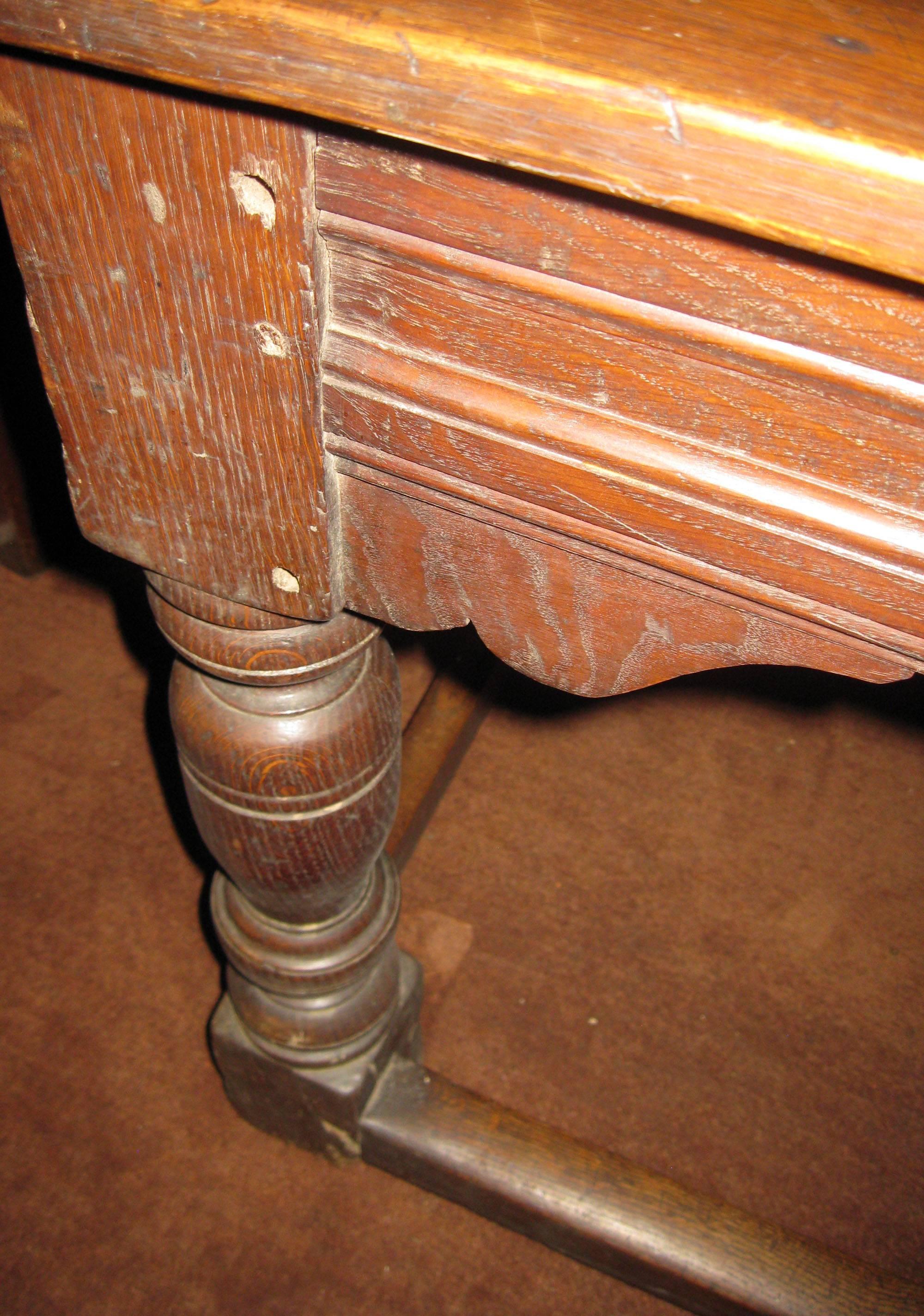 Table de réfectoire en Oak Oak Jacobean du 17ème siècle Bon état - En vente à Savannah, GA