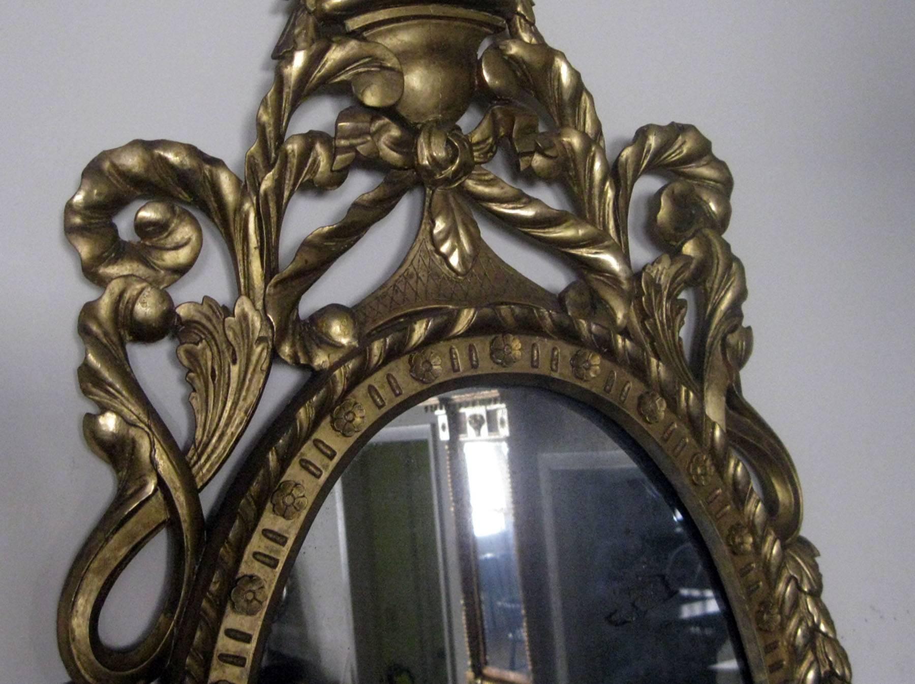 19th century George III Carved Giltwood Mirror For Sale 2
