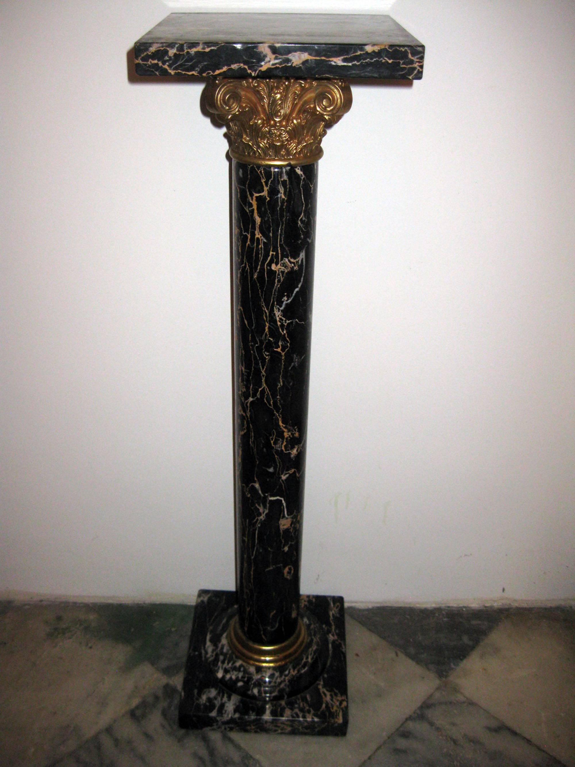 19th century Doré Bronze and Marble French Pedestal For Sale 1