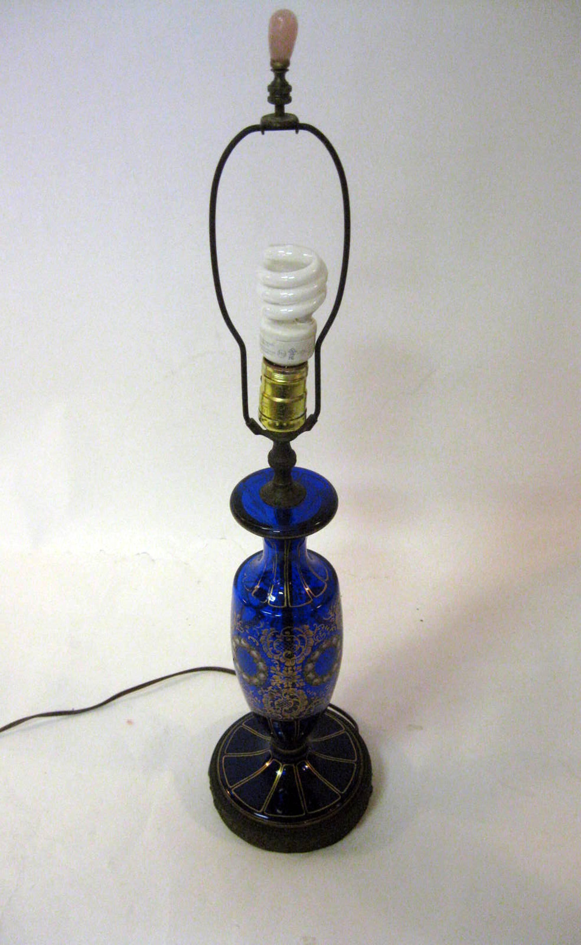 Moser Bohemian Cobalt Blue Art Glass Lamp with Pink Roses In Good Condition In Savannah, GA