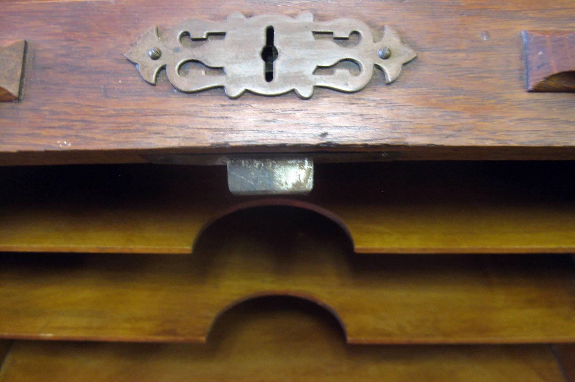 19th Century American Oak Roll Top Desk In Good Condition In Savannah, GA