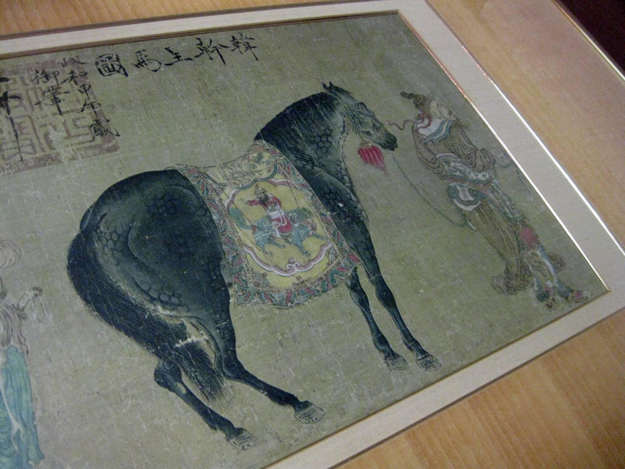 Chinesischer gerahmter Druck, Detail eines größeren Gemäldes. Fachmännisch gerahmt mit doppelten Passepartouts aus Leinen und simuliertem Bambus mit Blattgoldeinfassung auf beiden Passepartouts.
