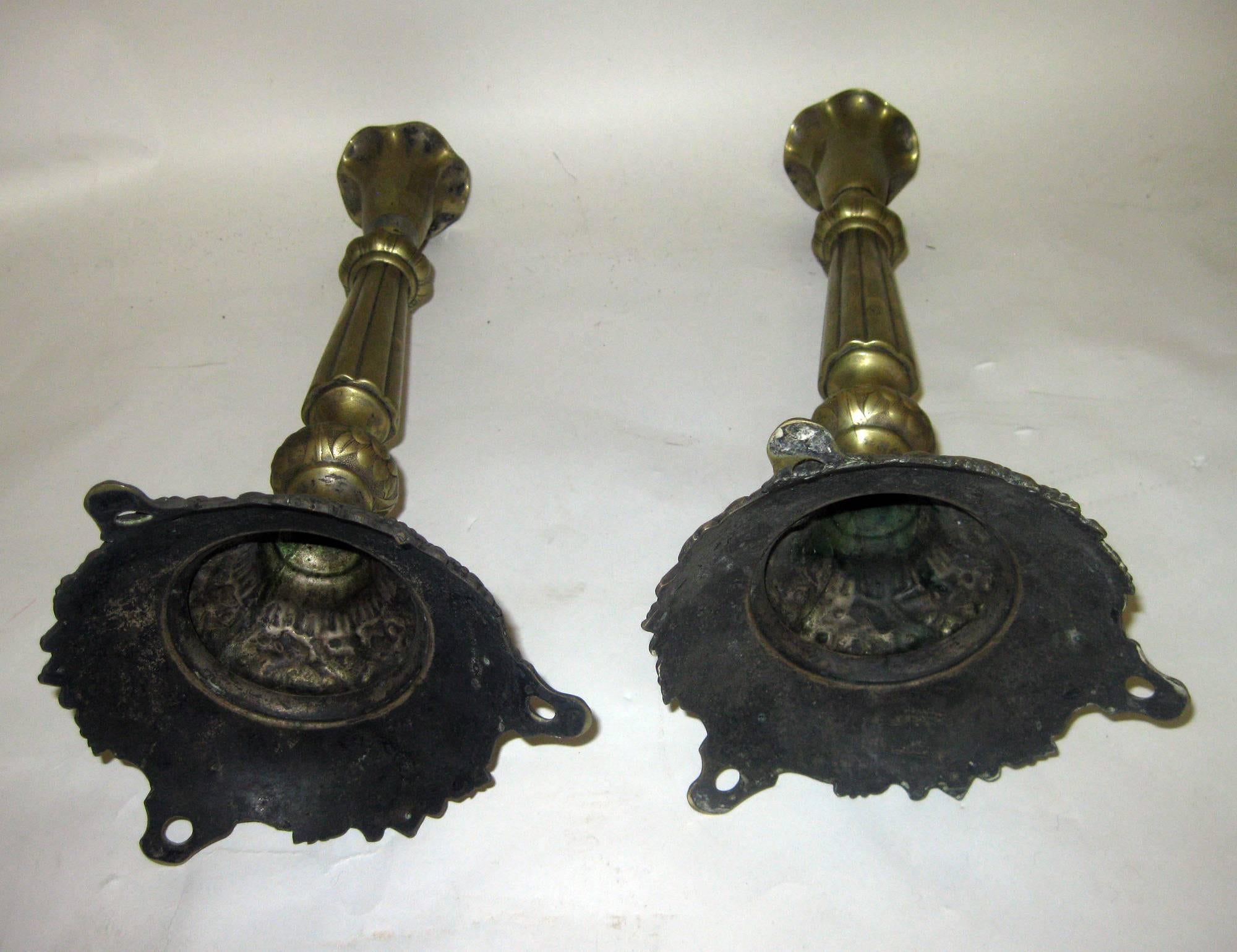 19th Century Brass Candlesticks with Grapevine Motif In Good Condition In Savannah, GA