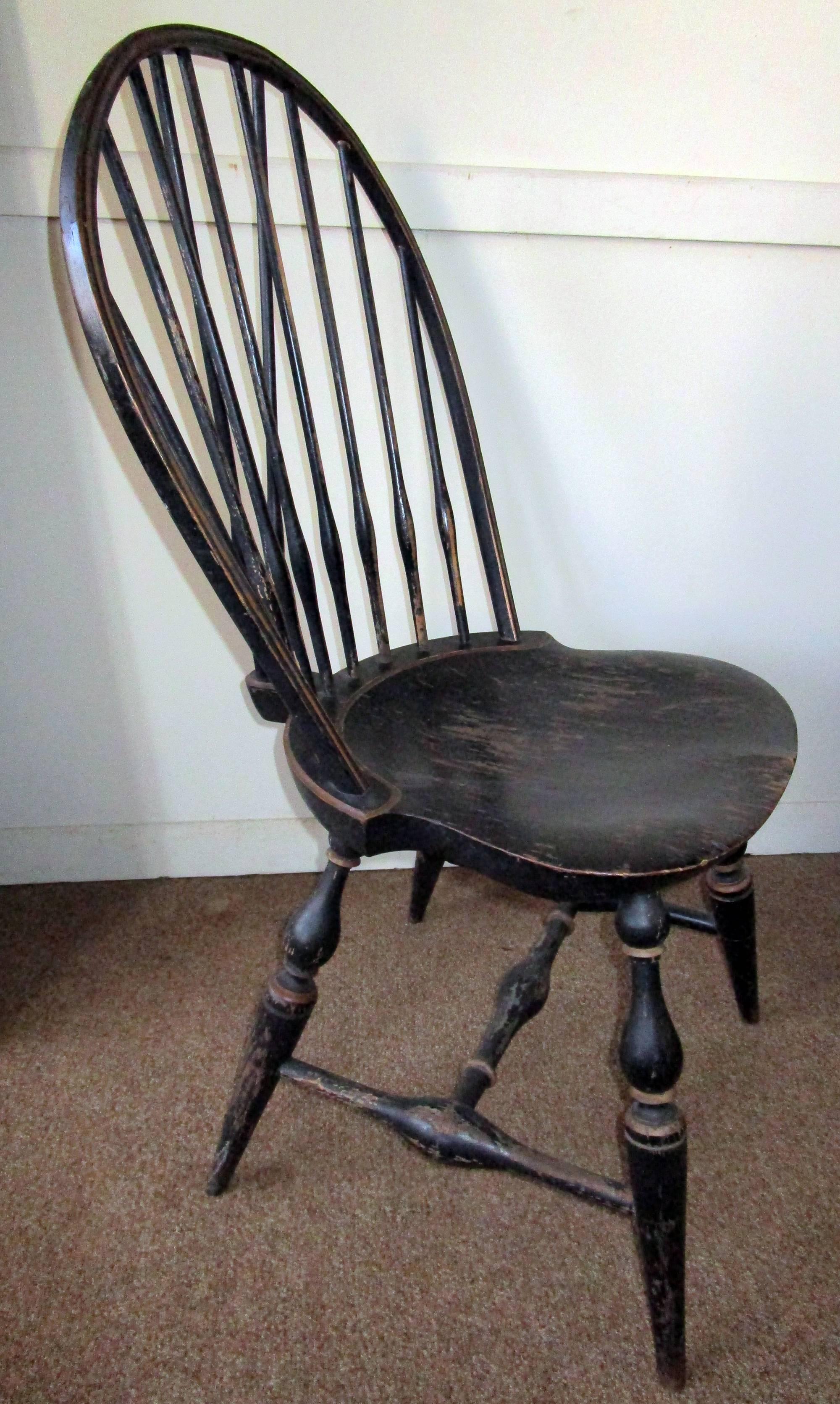 19th Century Set of Eight American Windsor Chairs with Original Paint 4