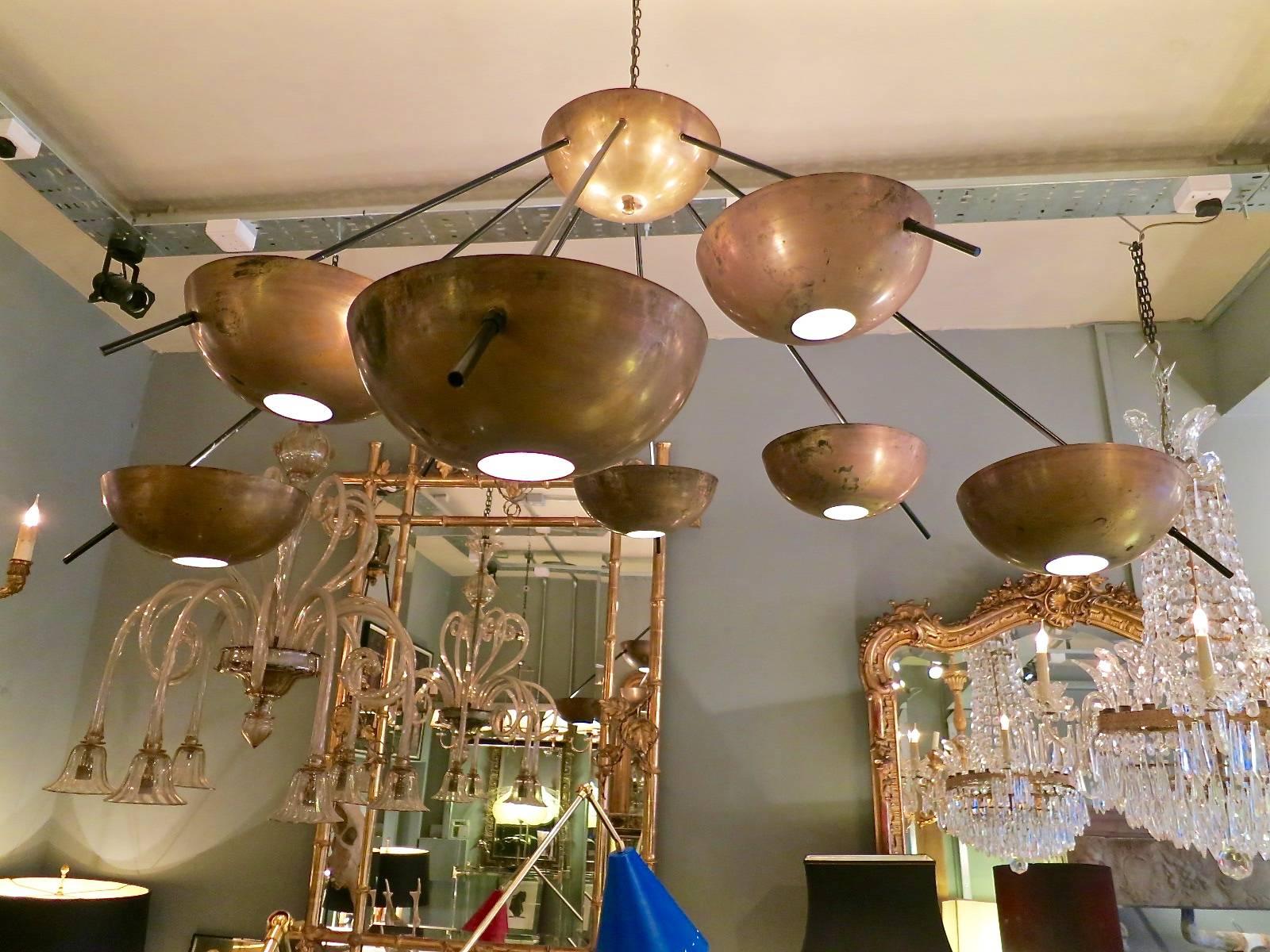 Large Brass Italian Sputnik Chandelier In Excellent Condition In London, GB