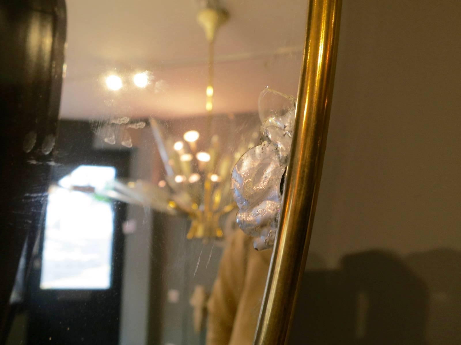 20th Century Circular Brass Framed Italian Mirror by Fratelli Marelli For Sale