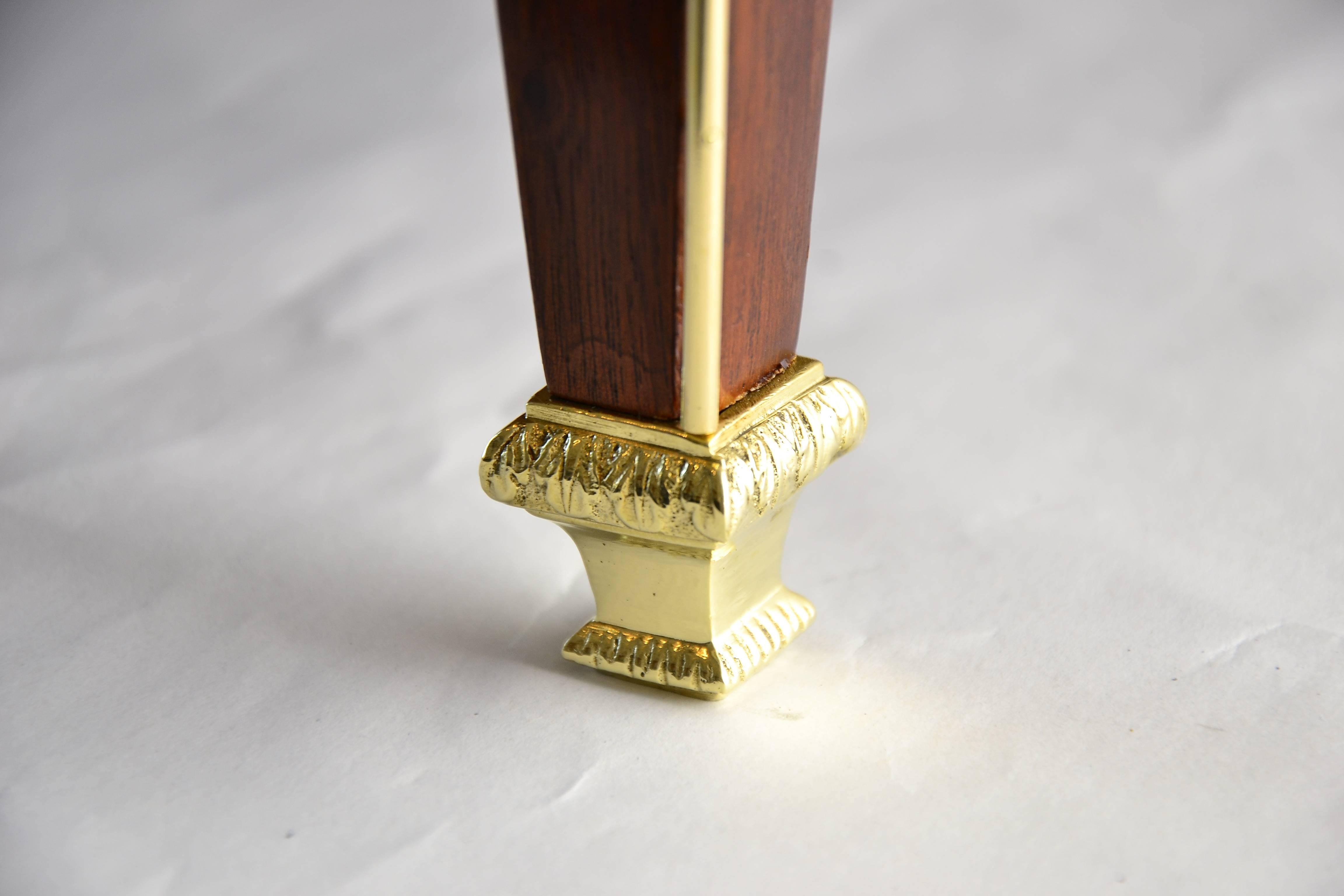 Art Deco Table Polished Nut Wood and Brass Inlaid, circa 1920 In Excellent Condition In Wien, AT