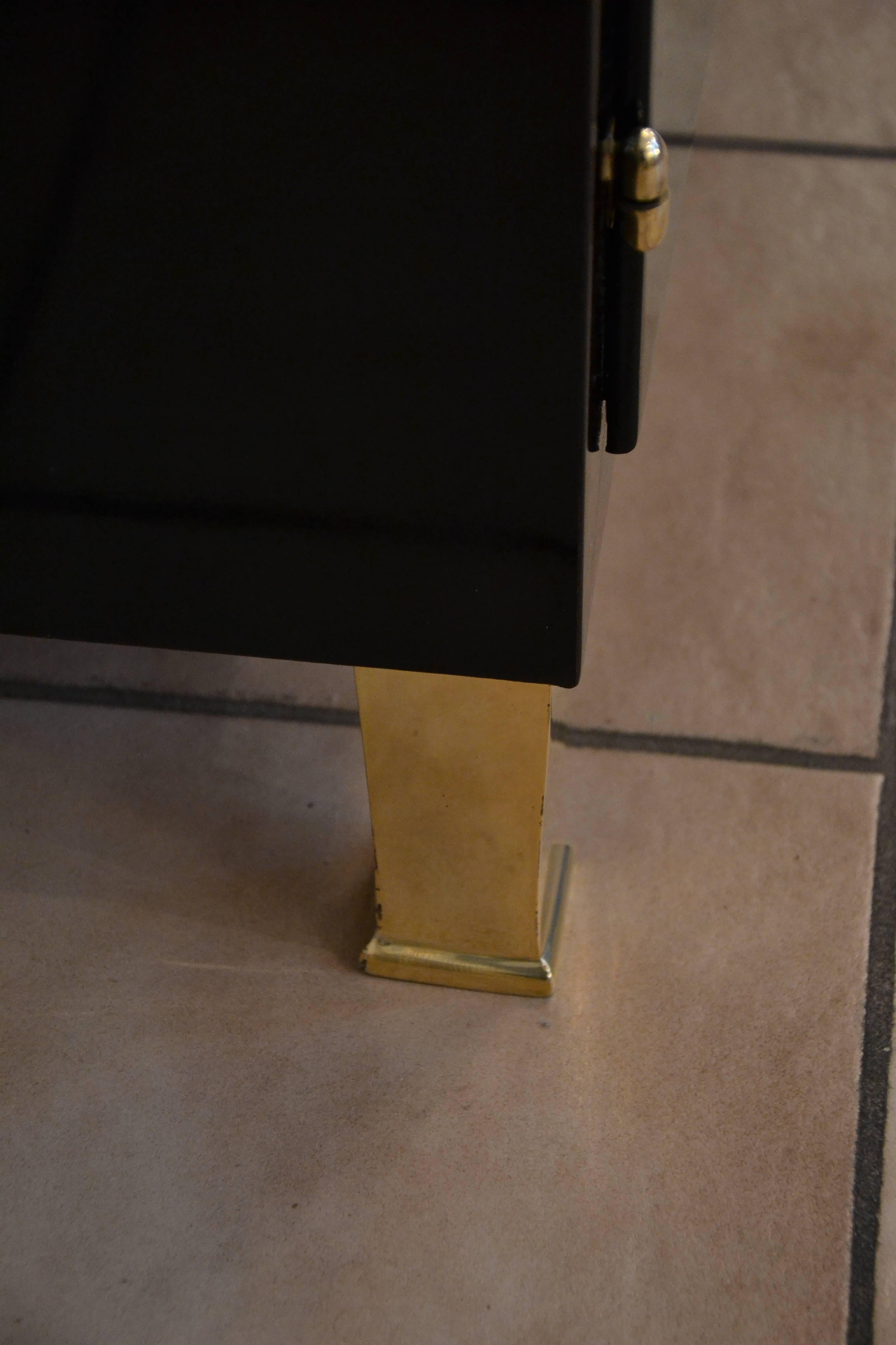 Inizio XX secolo Cassettiera a specchio tinta di nero in vendita