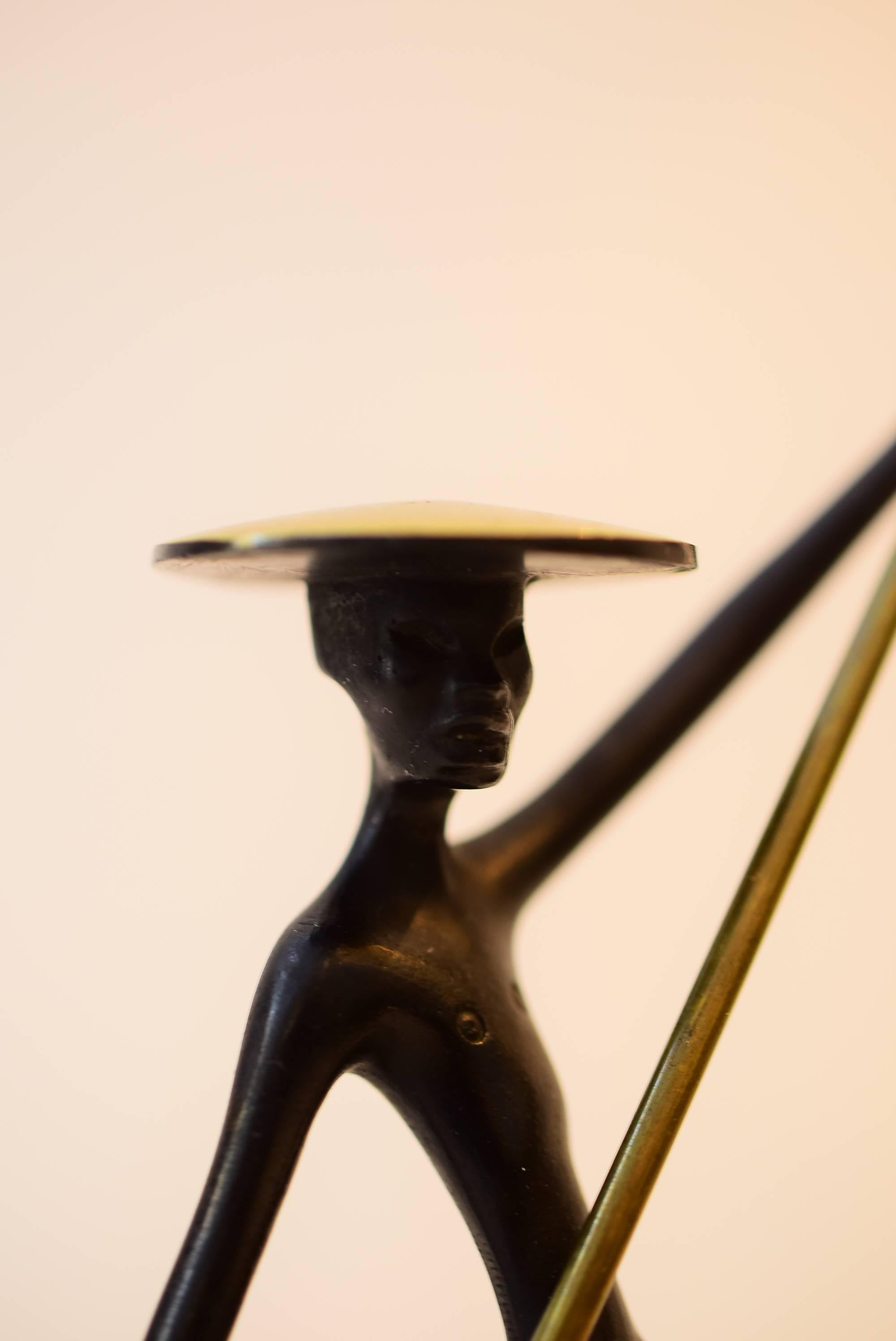 Salero y pimentero de figurita china de los años 50 de Richard Rohac Ennegrecido en venta