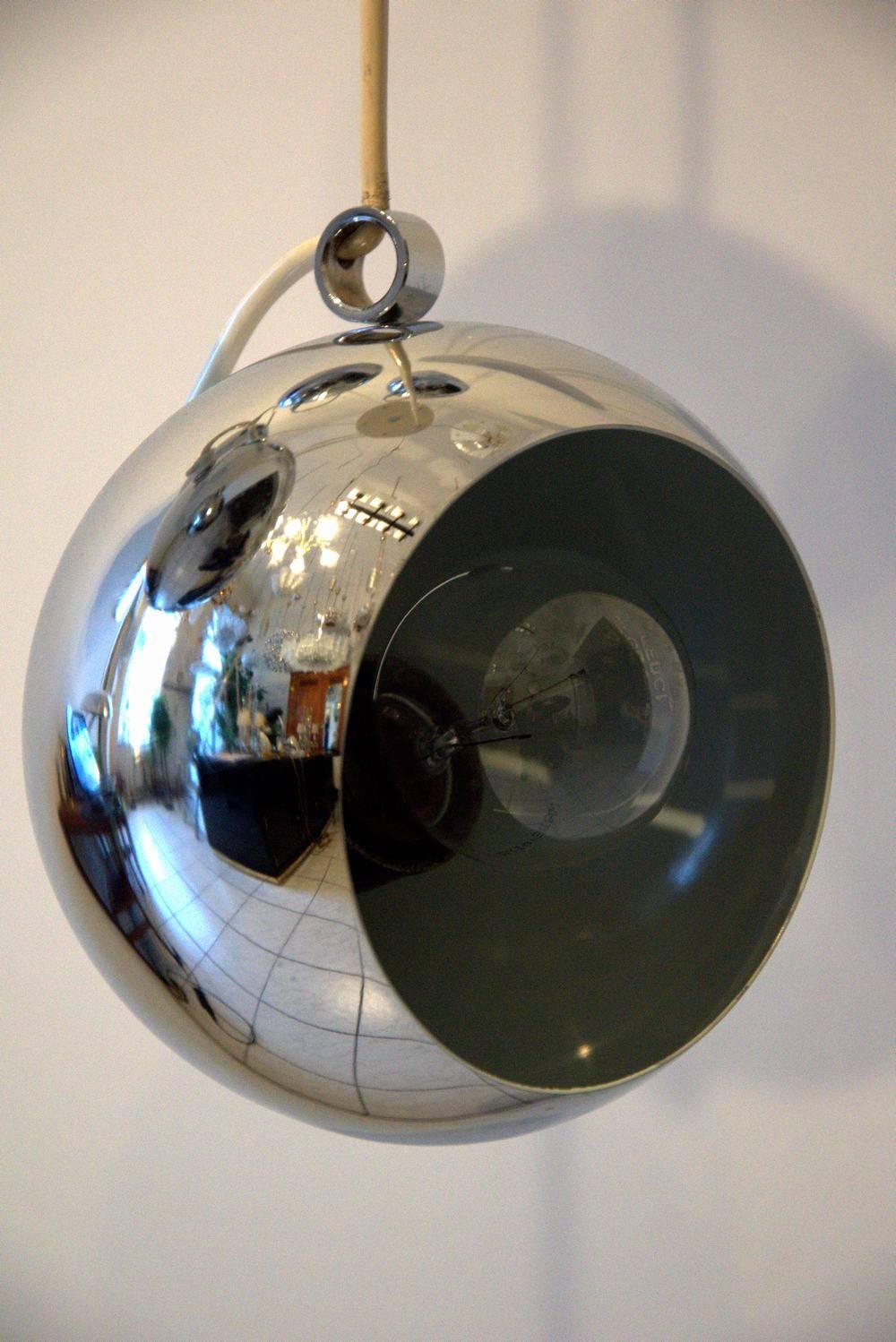 Harvey Guzzini Italian Five Chrome Globe um 1965
Letztes Bild ist ein Originalbild
Ursprünglicher Zustand.