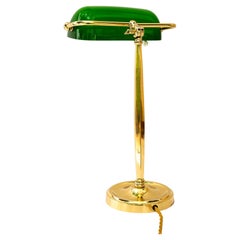 Hight Adjustable and swiveling Art Deco Banker lamp vienna around 1920s