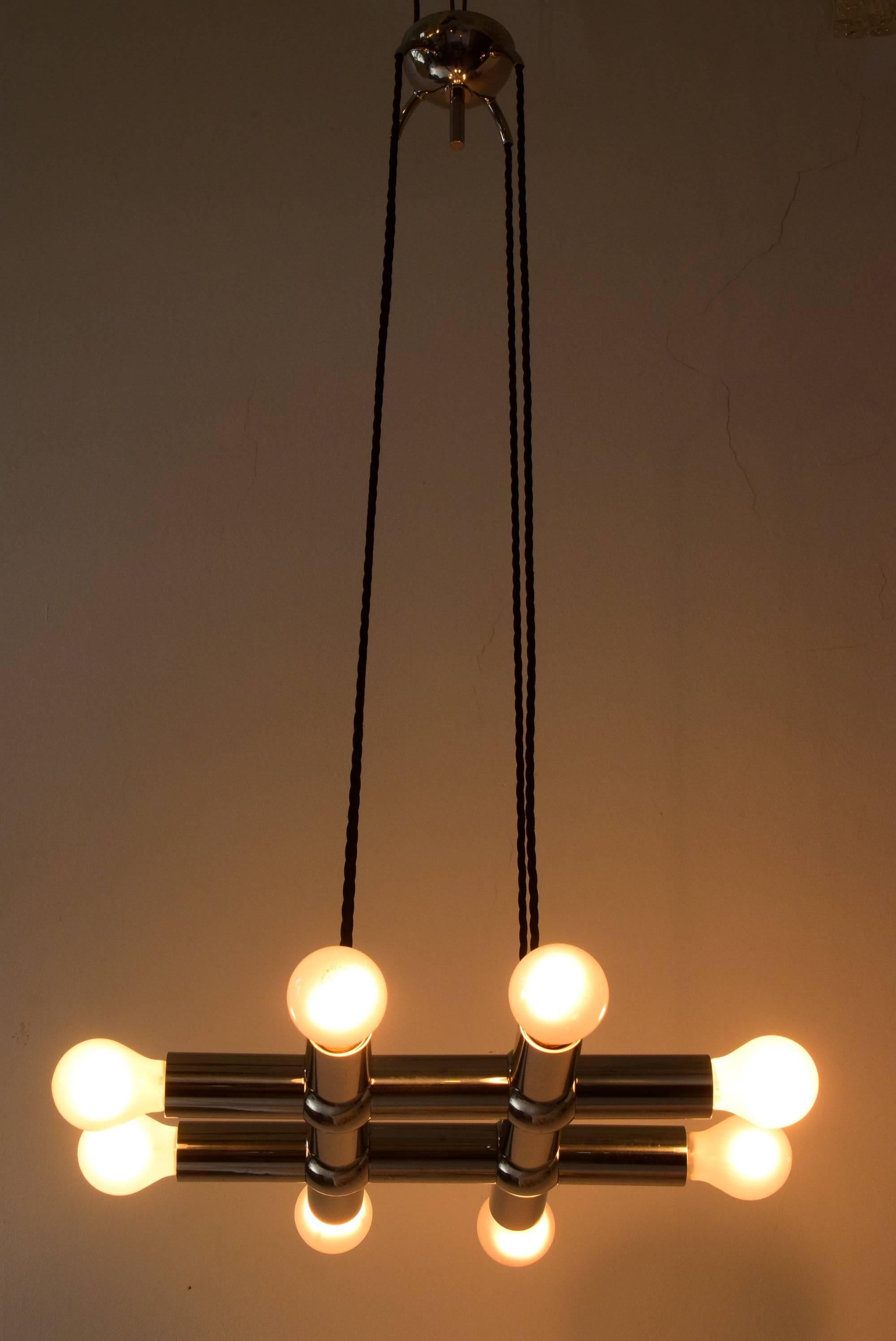Lampadario cromato molto attraente di Kalmar, anni '60 circa in vendita 1