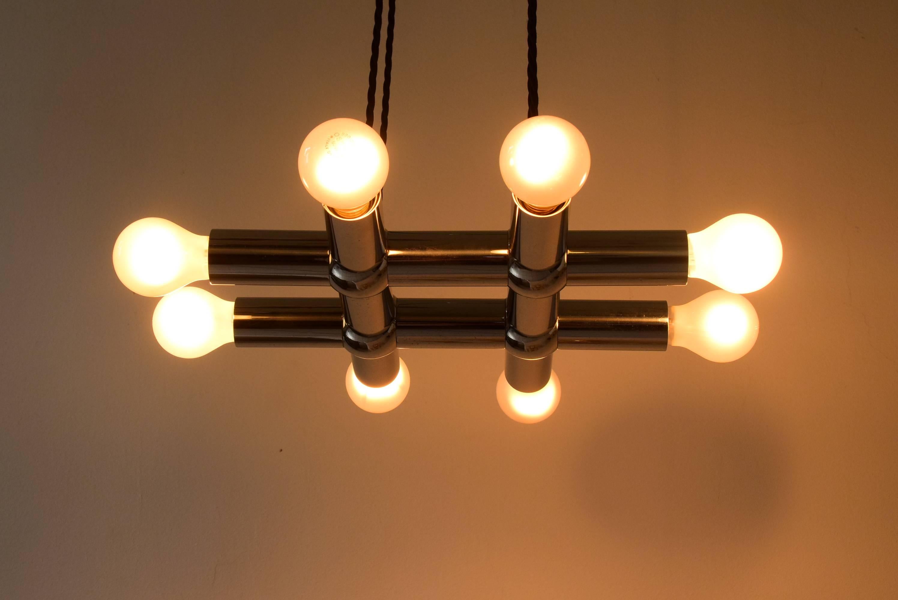 Lampadario cromato molto attraente di Kalmar, anni '60 circa In condizioni ottime in vendita a Wien, AT