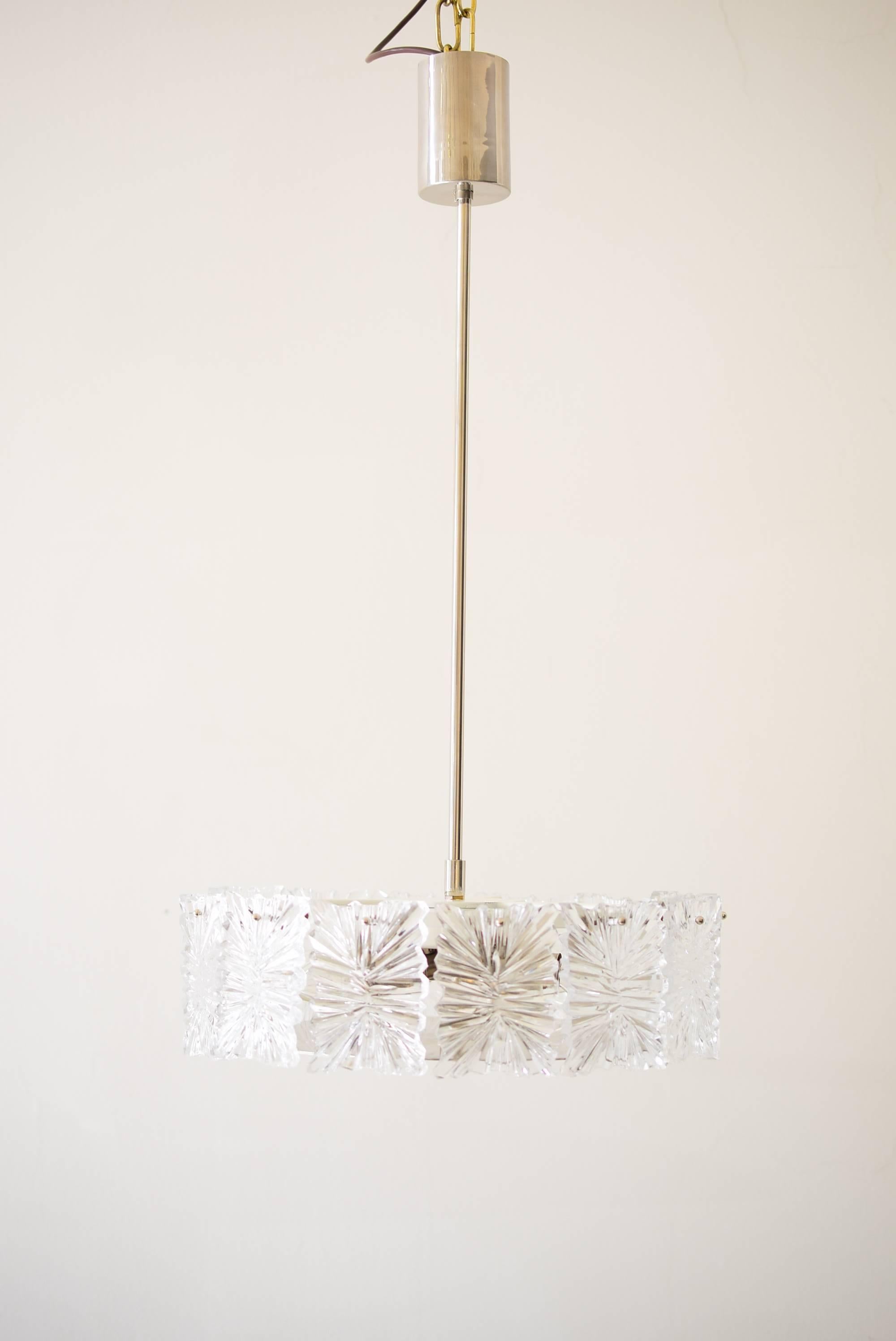 German Mid-Century Modernist Etched Glass Chandelier by Kinkeldey For Sale