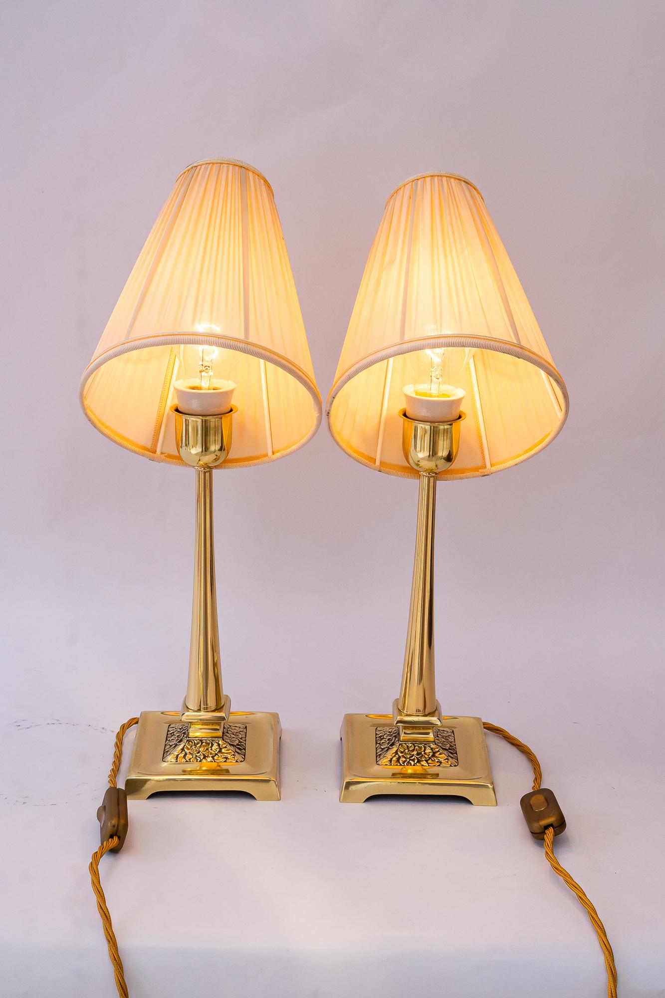 2 Art deco Tischlampen mit Stoffschirmen Wien um 1920 im Angebot 3