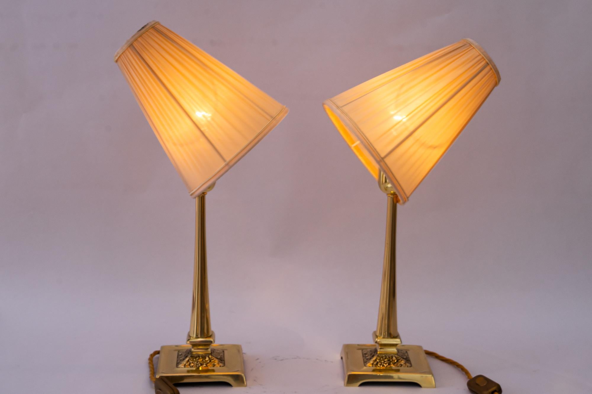 2 Art deco Tischlampen mit Stoffschirmen Wien um 1920 im Angebot 7
