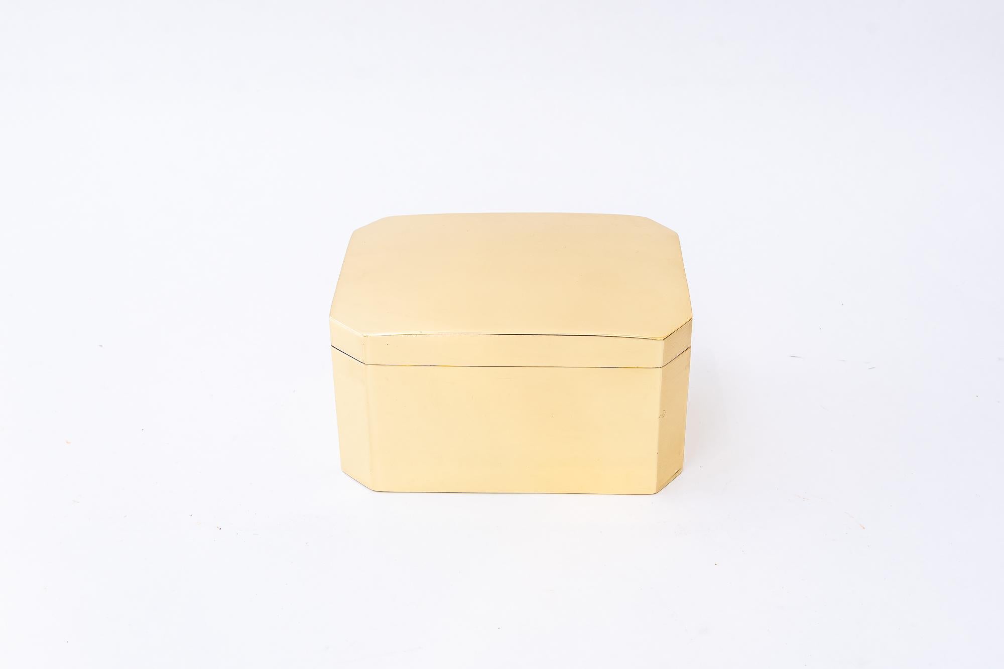 Decorative Art Deco Brass Box around 1920s For Sale 2