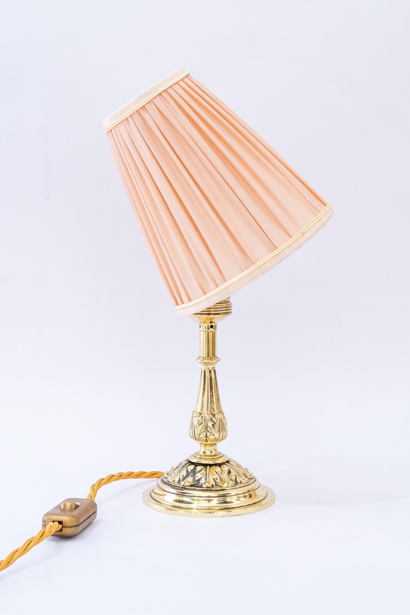 Historistic brass table lamp with fabric shade vienna around 1890s In Good Condition For Sale In Wien, AT
