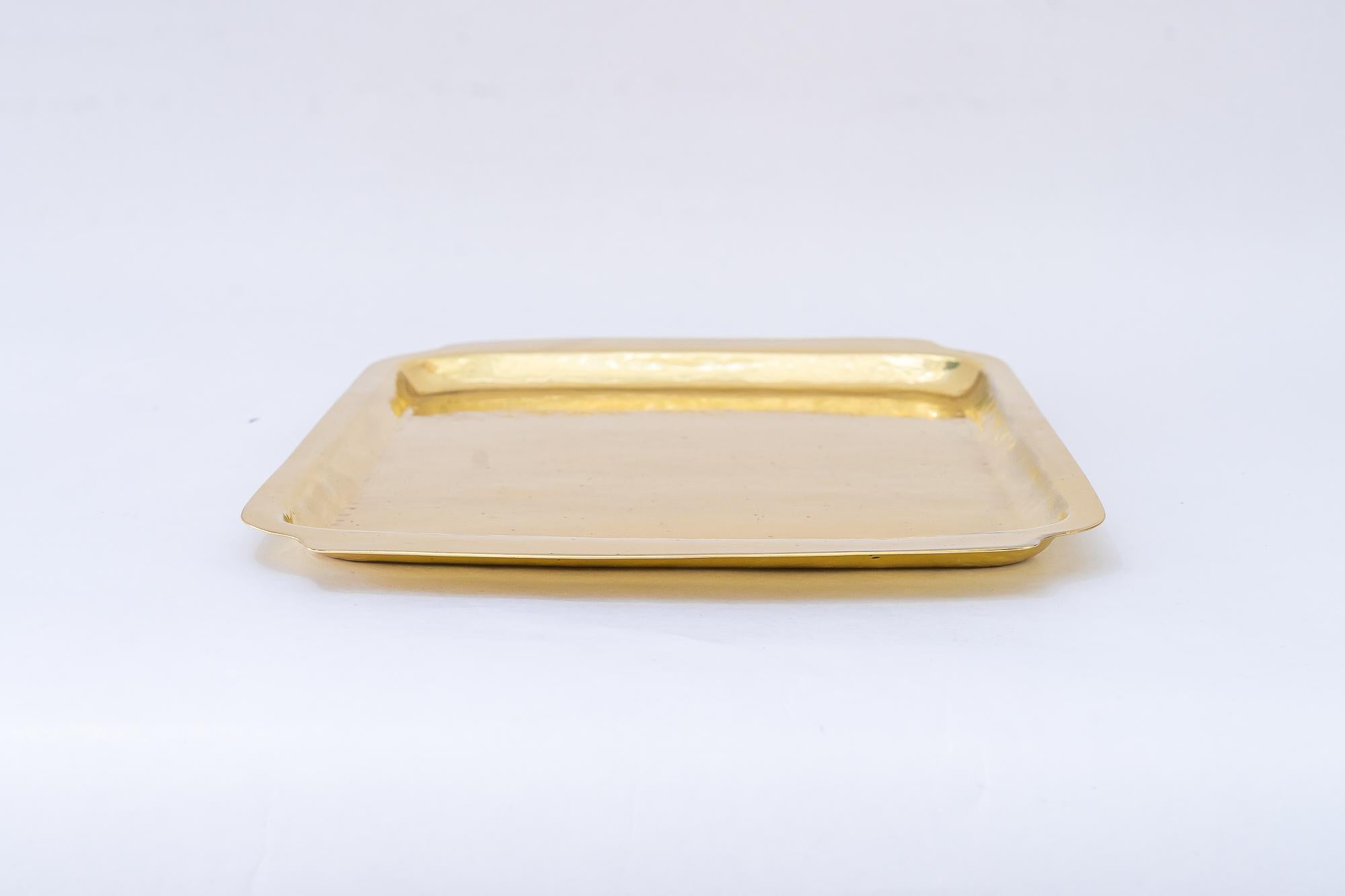 Gehämmerte Art Deco Messing Servierplatte Wien um 1920er Jahre im Angebot 4