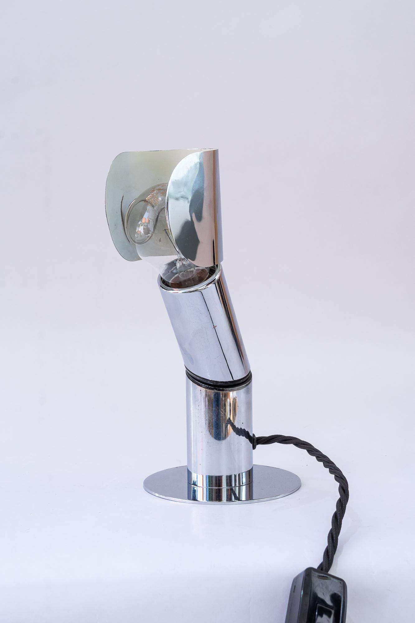 Adjustable space age nickel wall or table lamp around 1970s In Good Condition For Sale In Wien, AT