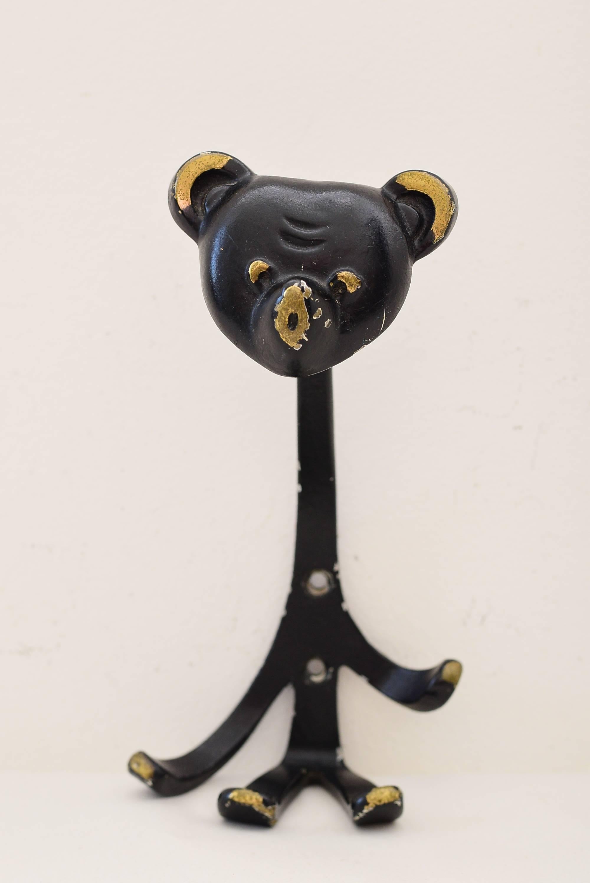 Two Walter Bosse rabbit and bear Mid-Century wall hooks, brass, Austria, 1950s.
Original condition.

The height of the rabbit is: 17cm.
Wide: 9 cm.

The height of the bear is: 16cm.
Wide: 9 cm.