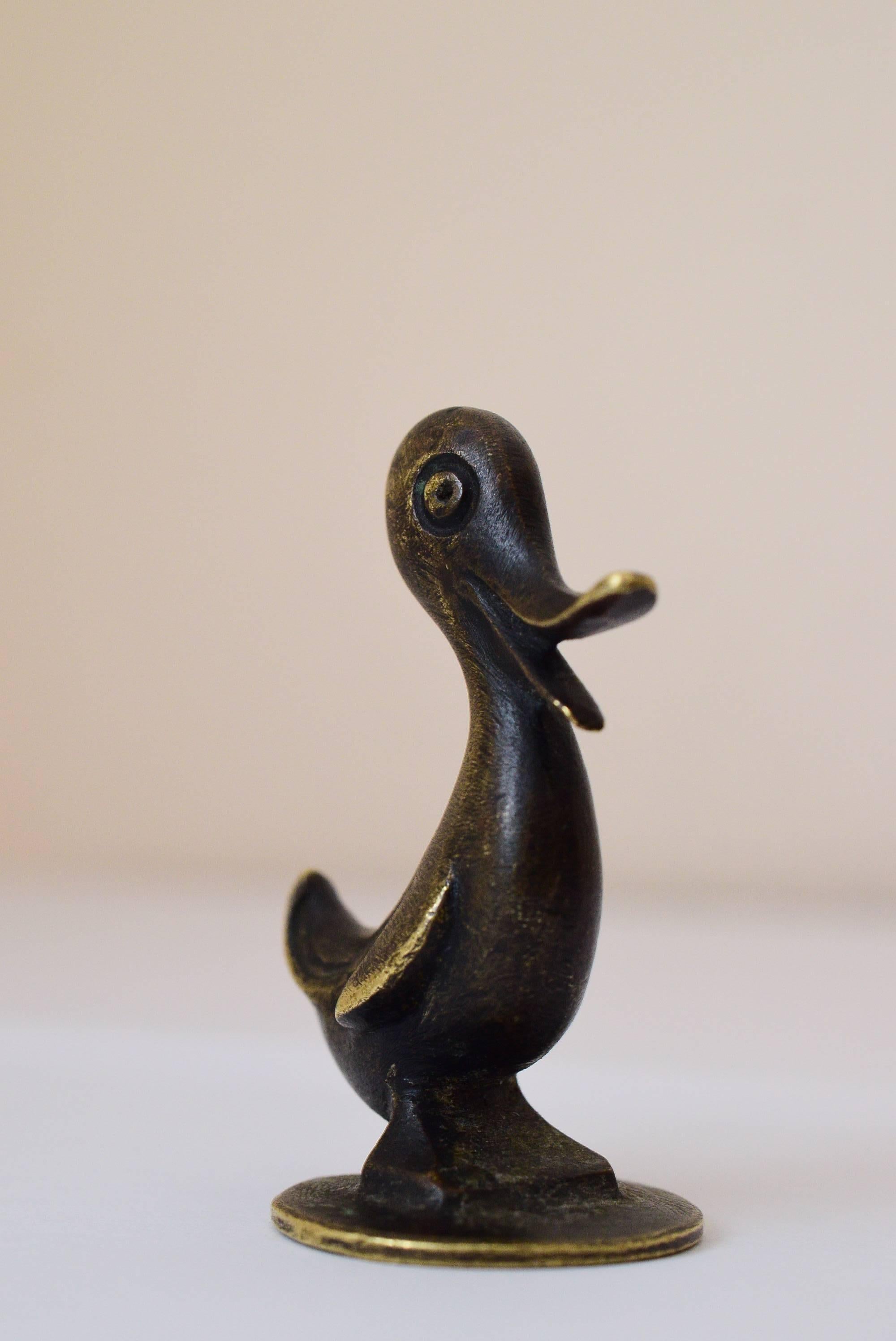 Duck by Richard Rohac.

Original condition.