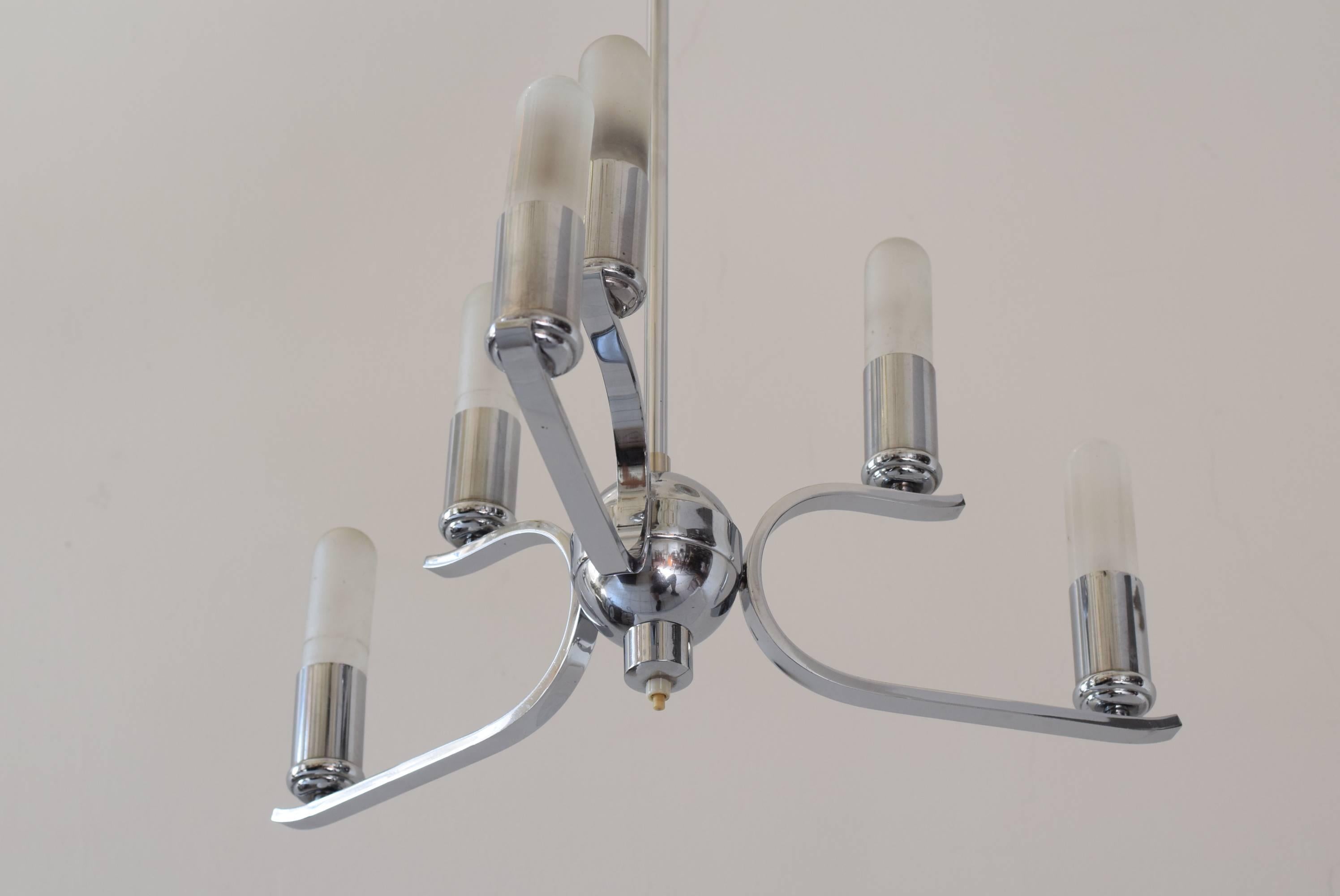 Art Deco Chrome Chandelier, circa 1920s In Excellent Condition For Sale In Wien, AT