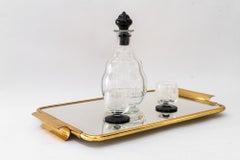 Plat de service Art déco en laiton avec bordure « miroir de Vienne », vers les années 1920