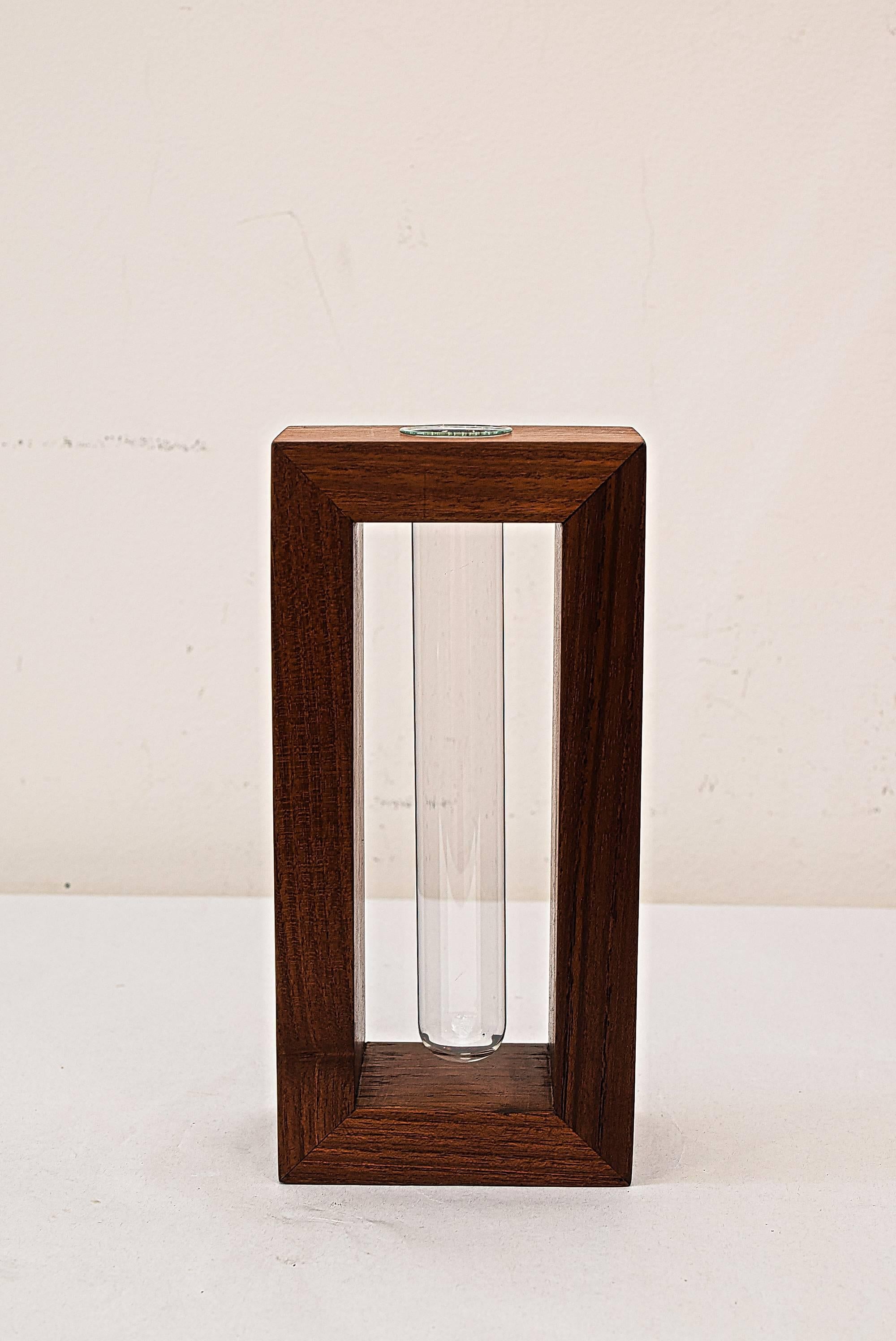 Danish teak wood vase.
Original condition.