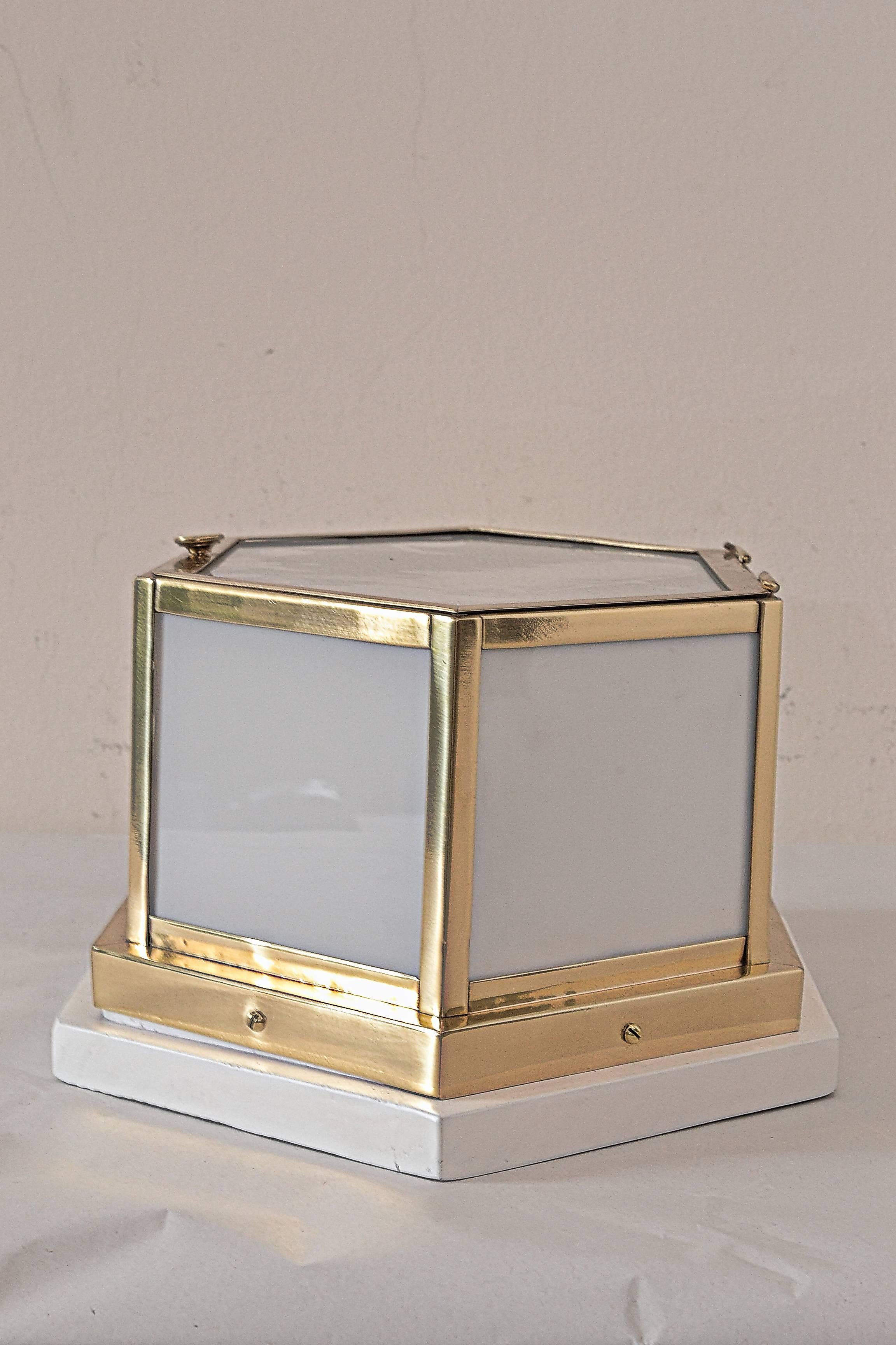 Art Deco Flush Mount In Excellent Condition In Wien, AT