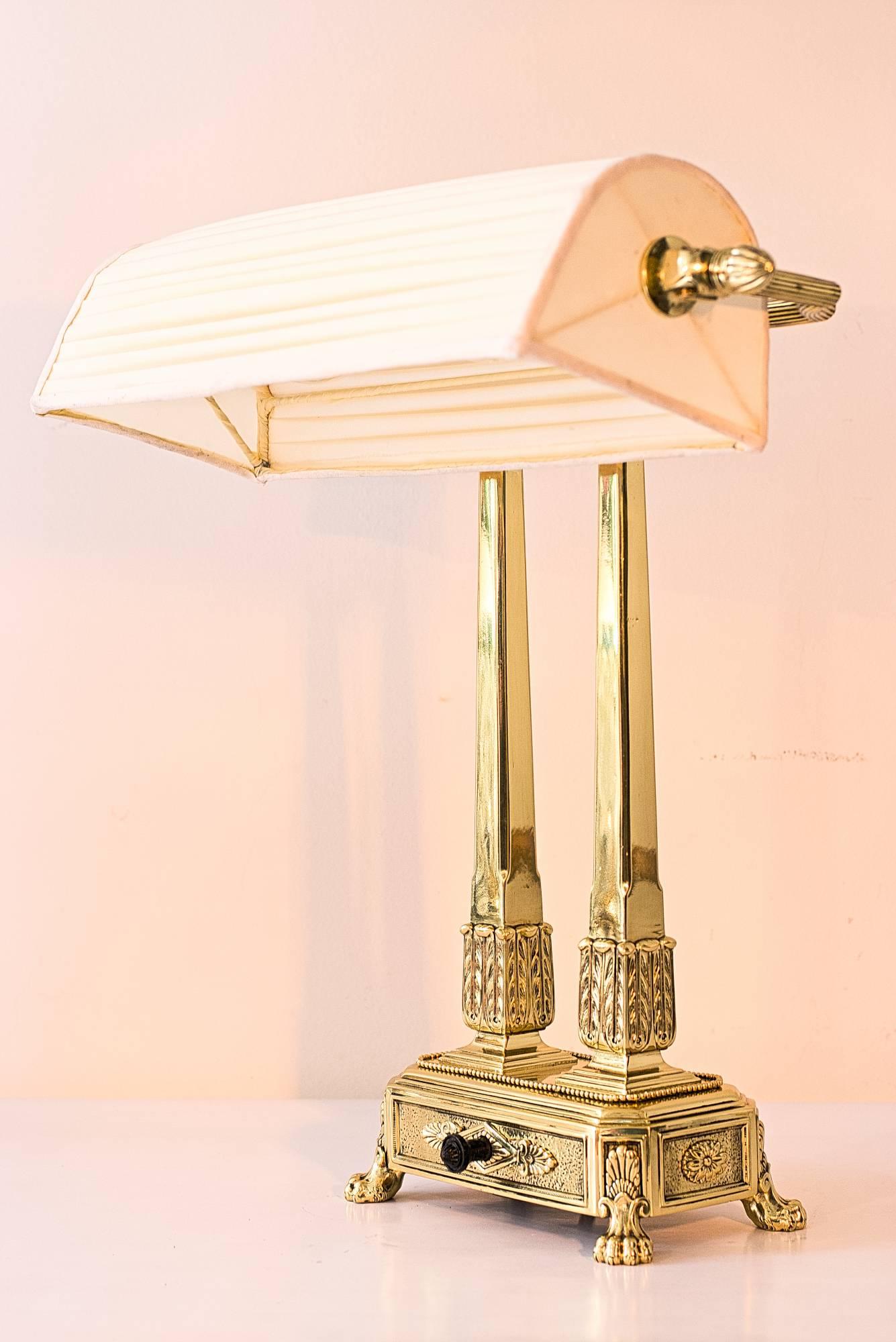 1890s lamp