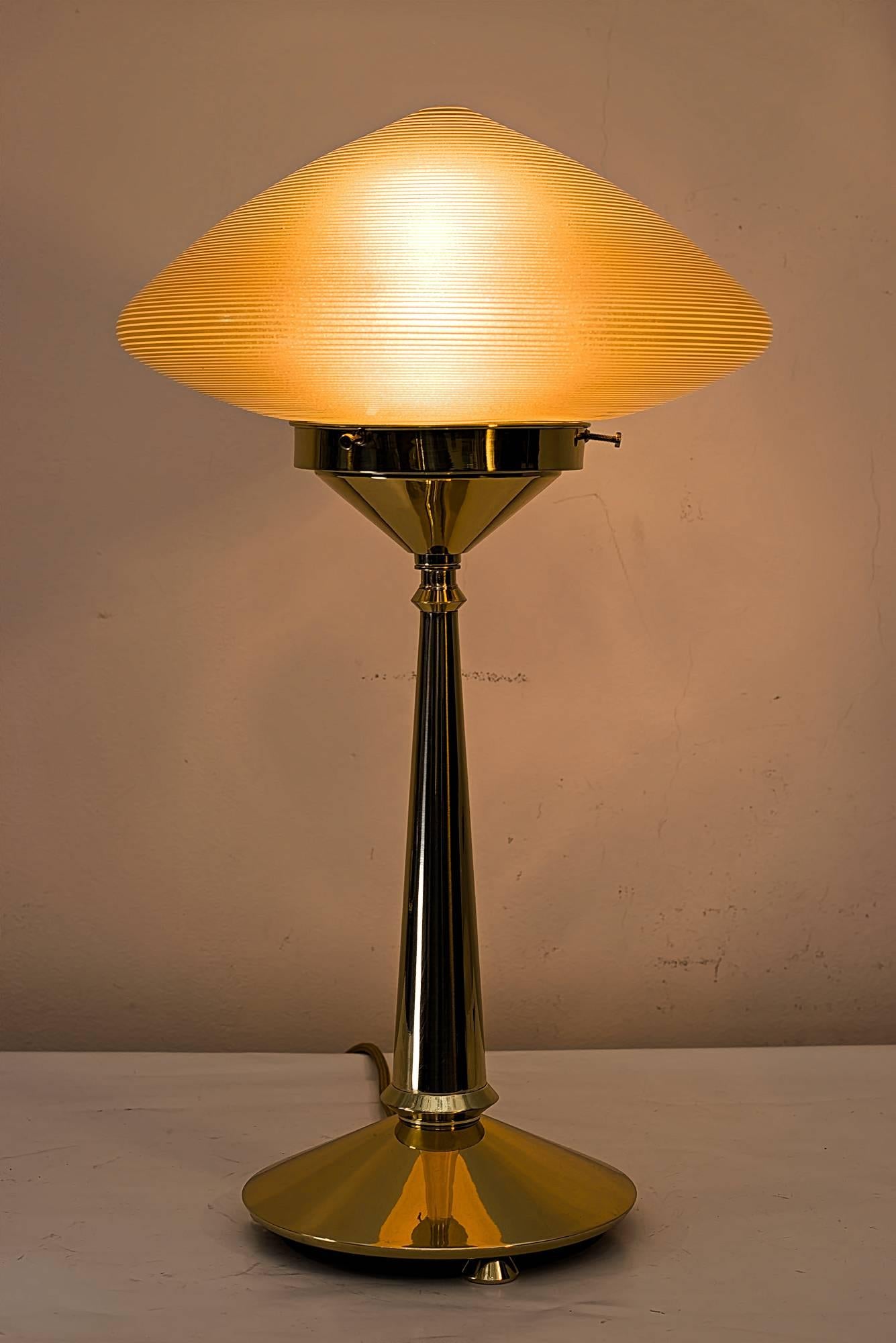 Beautiful table lamp with fantastic original glass shade polished and stove enameled.