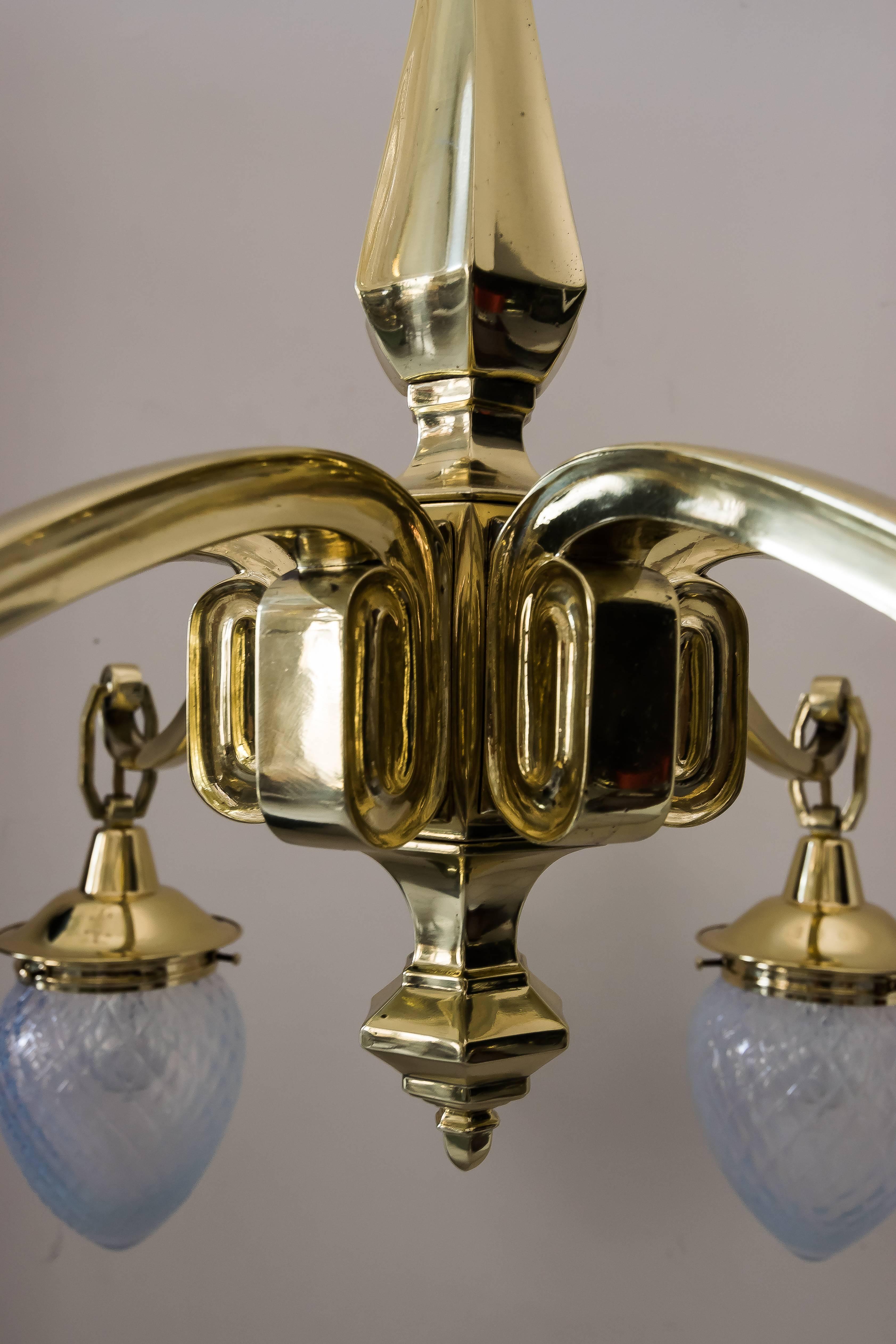 Early 20th Century Huge Art Deco Chandelier with Opaline Glass Shades, circa 1920s For Sale