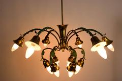 12-Arm Chandelier with Green Leaves Italien, circa 1960s