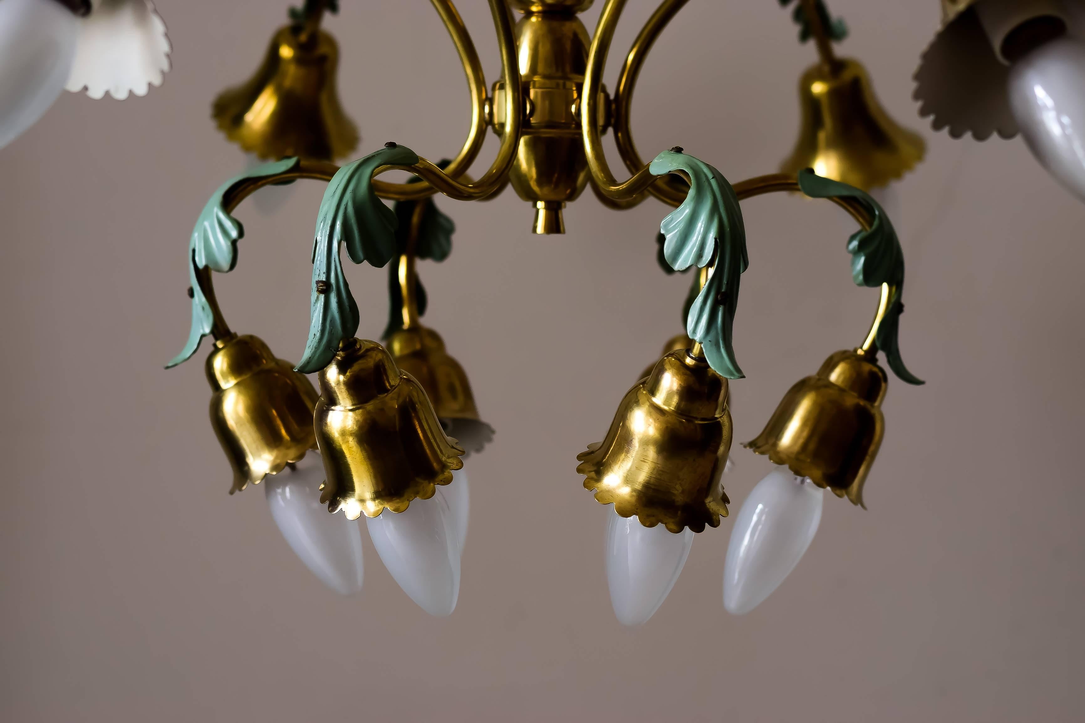Brass 12-Arm Chandelier with Green Leaves Italien, circa 1960s For Sale