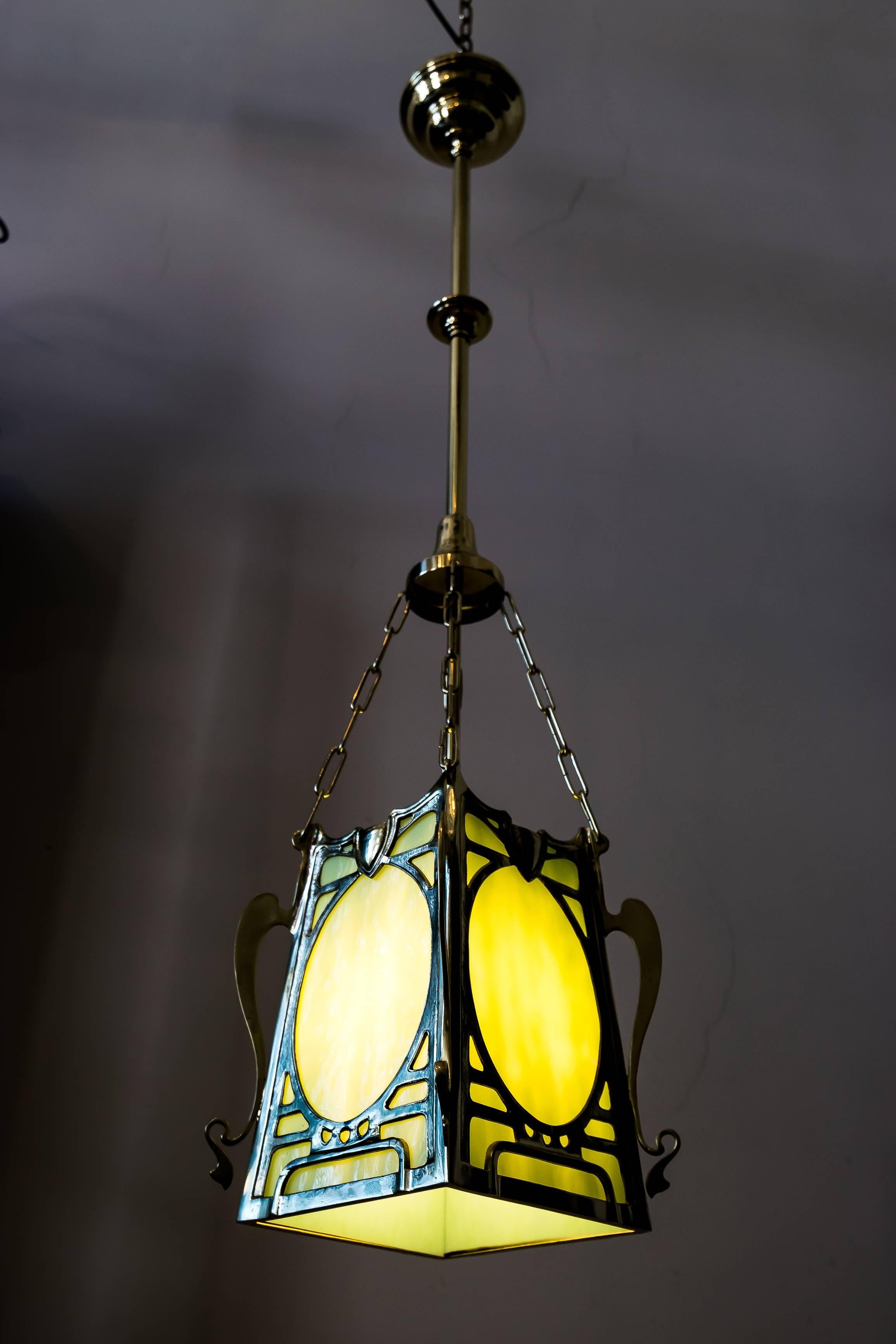 Art Nouveau Pendant with Green Opaline Glass, circa 1907 1