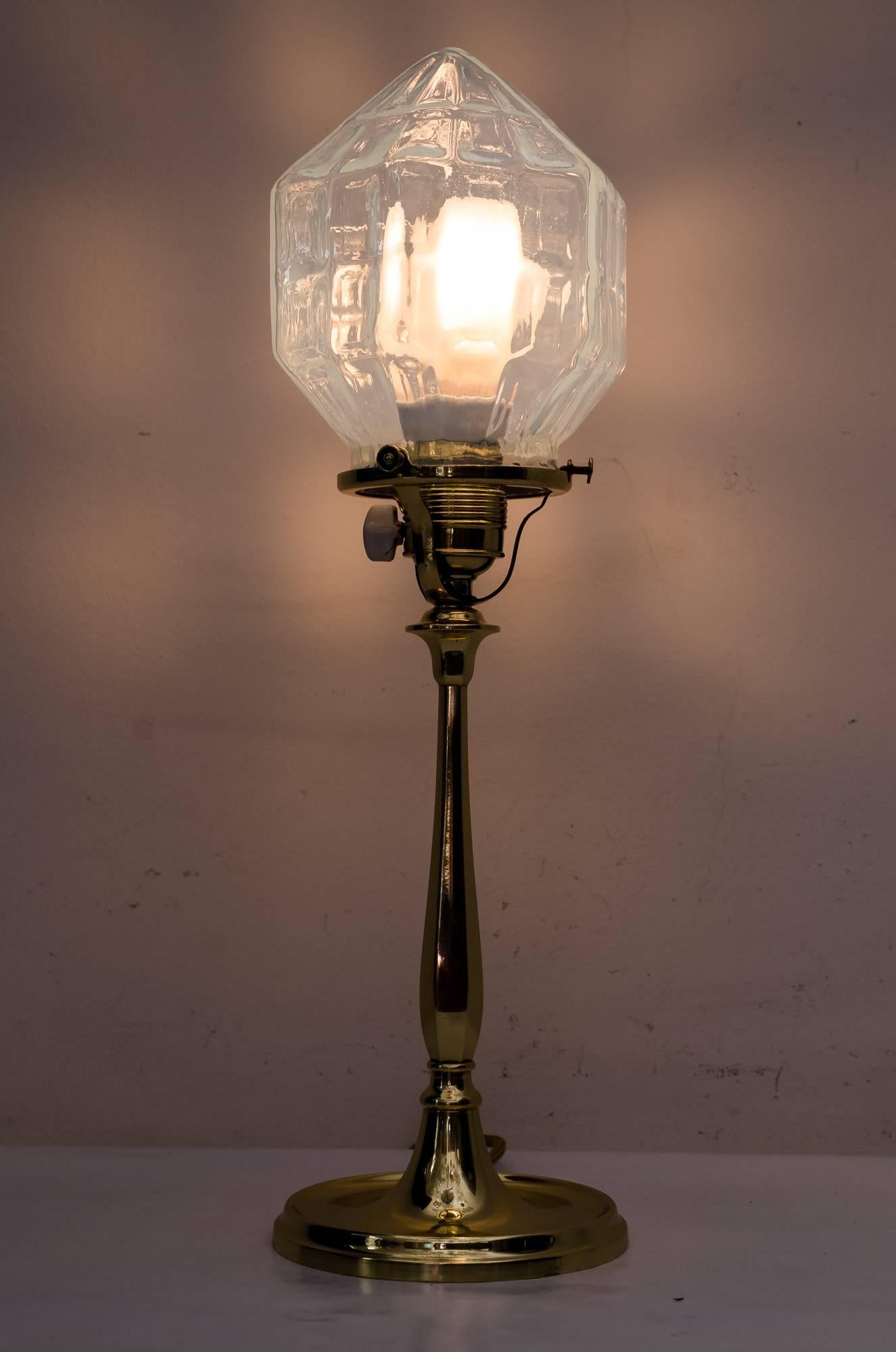 Poli Lampe de bureau Jugendstil avec verre opalin, années 1910 environ en vente