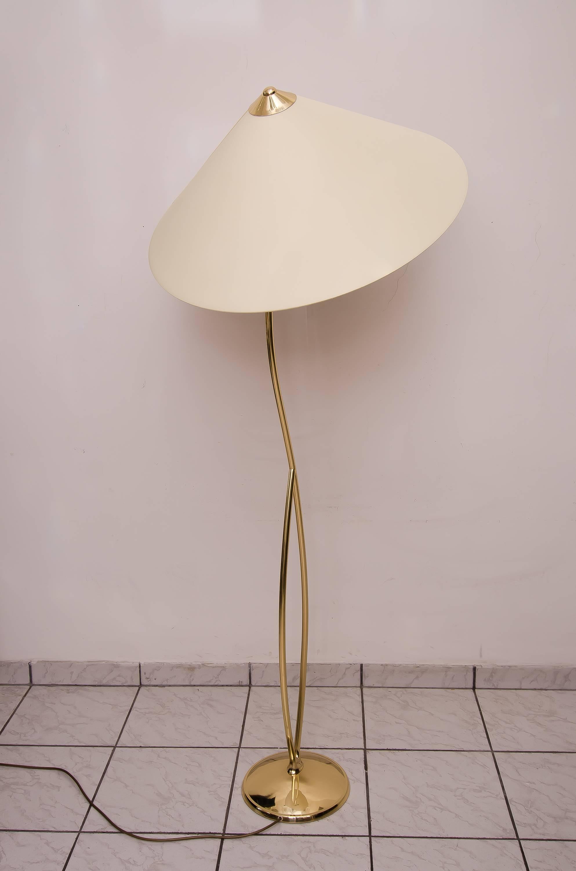 Lacquered Very Beautiful Swivelling Floor Lamp Attributed to Rupert Nikoll