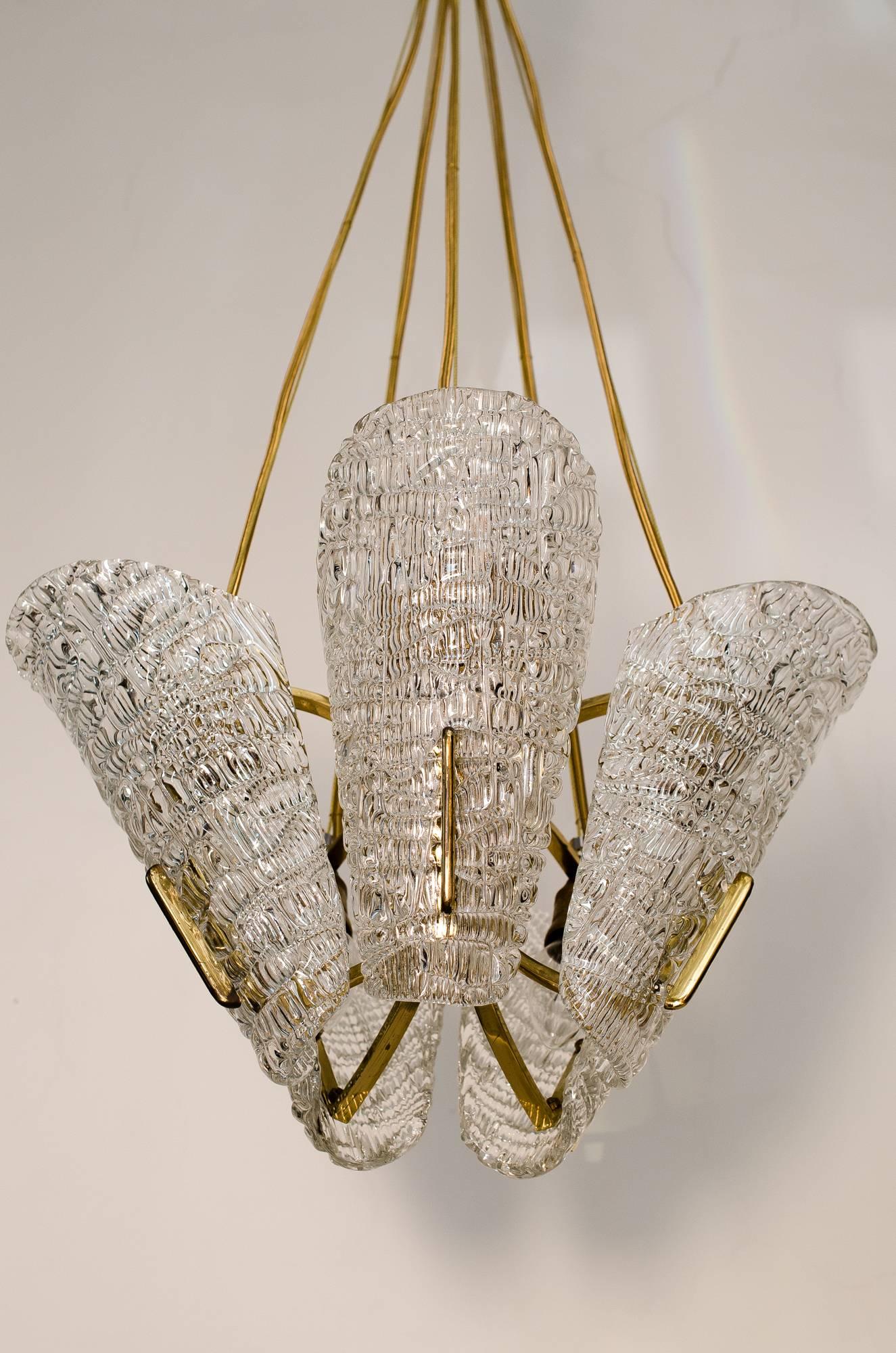 Mid-Century Modern Beautiful Klamar Chandelier with Textured Glass, circa 1950s For Sale