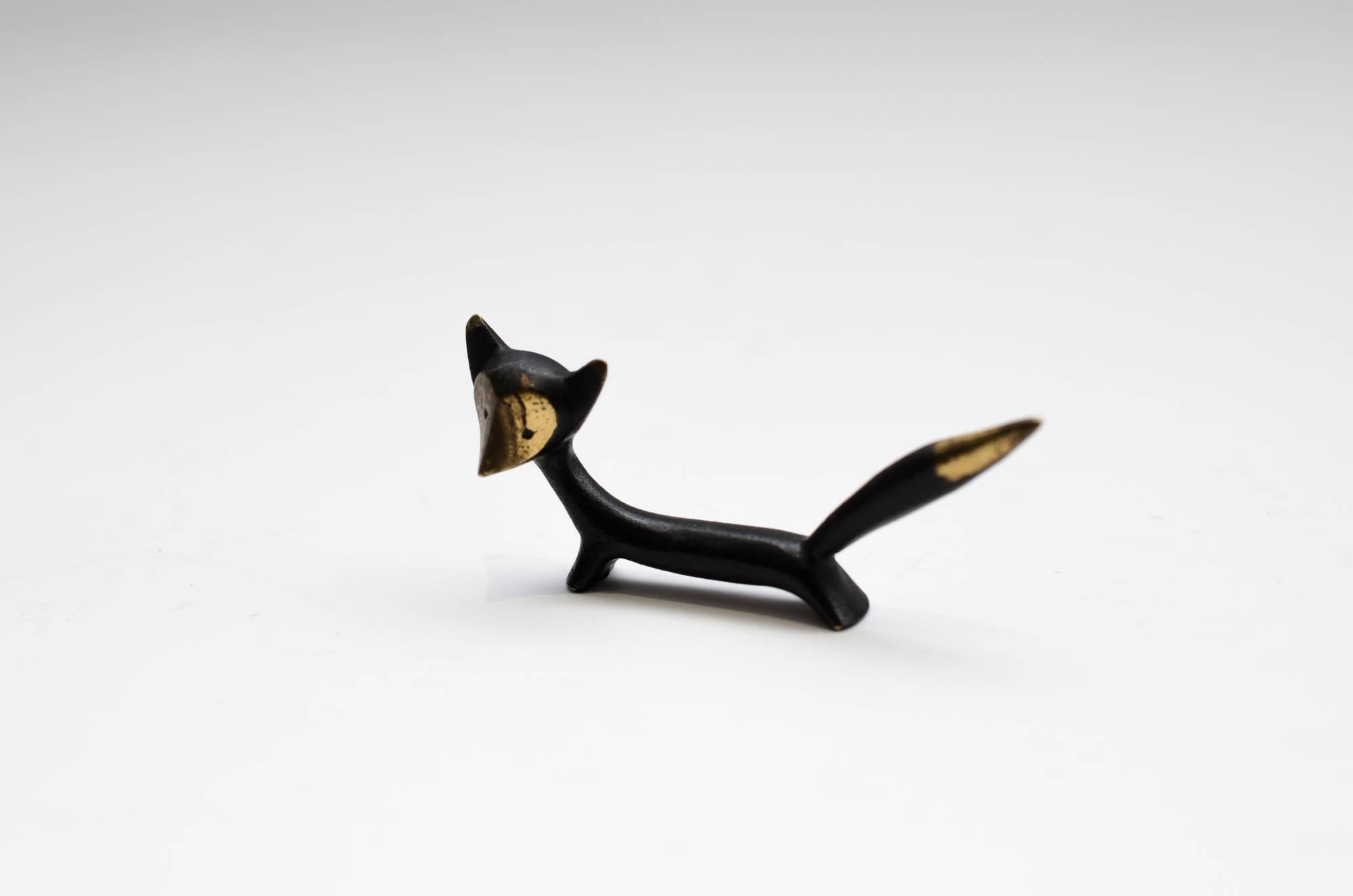 Small fox figurine by Walter Bosse
Original condition.