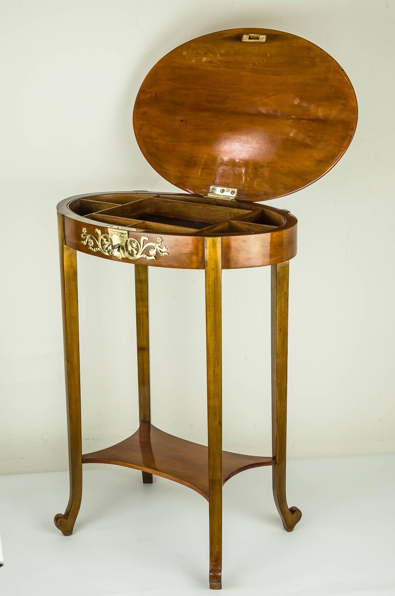 Austrian Art Deco Table Polished Nut Wood, circa 1920
