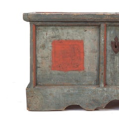 Cassapanca nuziale dipinta in stile rustico antico, da fattoria e folk art