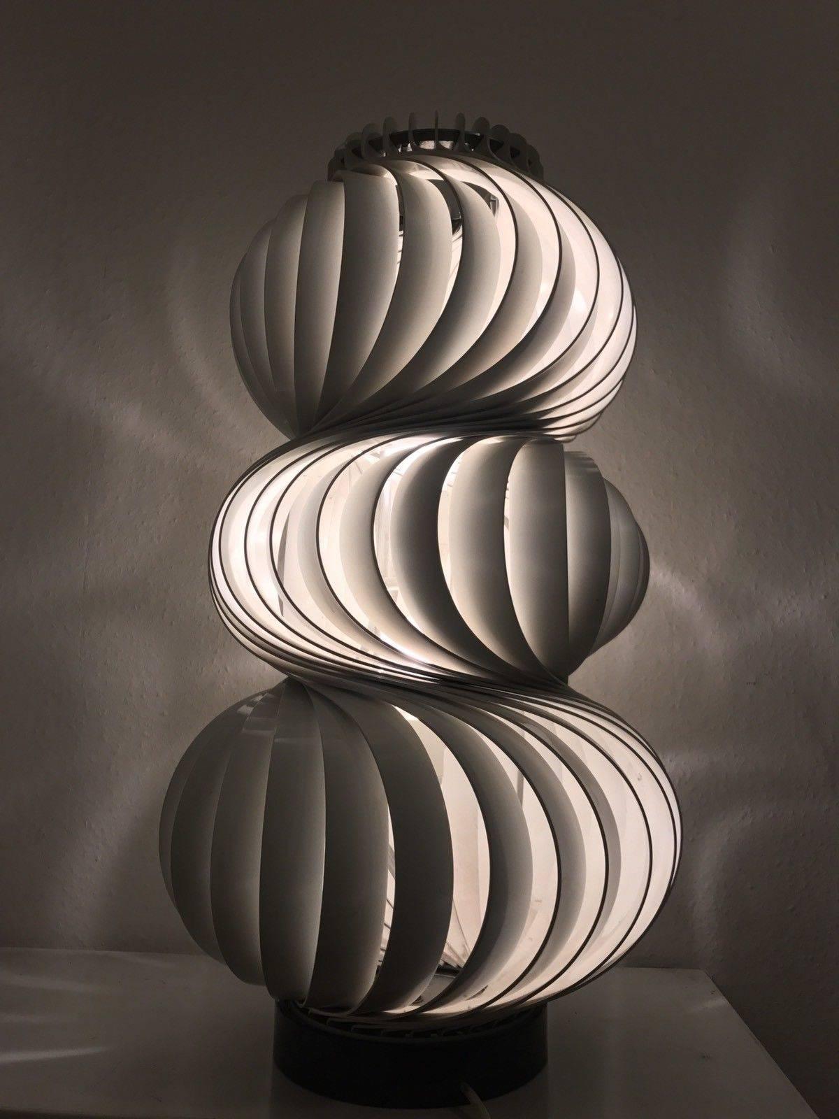 Italian Stunning Olaf von Bohr “Medusa” Table Lamp Valenti For Sale